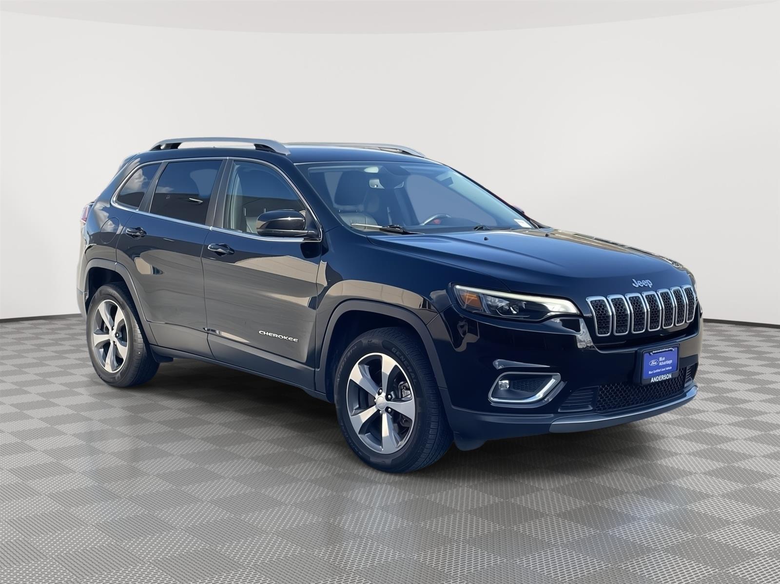 Used 2019 Jeep Cherokee Limited SUV for sale in Lincoln NE