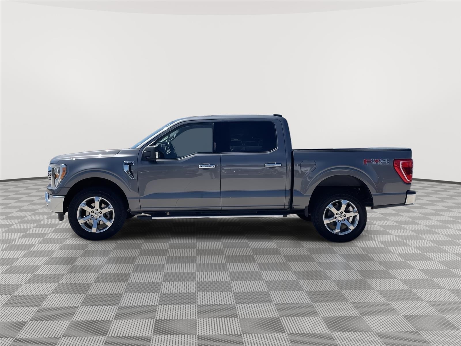 Used 2021 Ford F-150 XLT Crew Cab Truck for sale in Lincoln NE