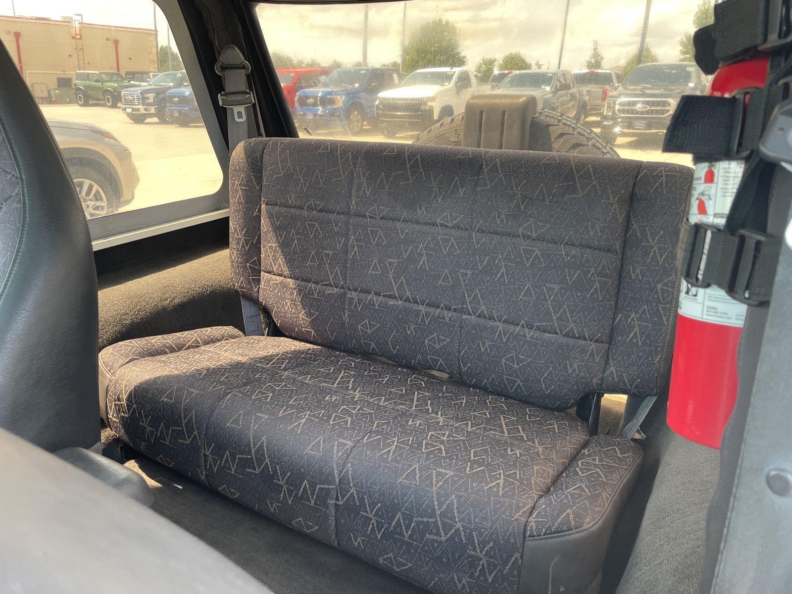 Used 2001 Jeep Wrangler for sale in Lincoln NE