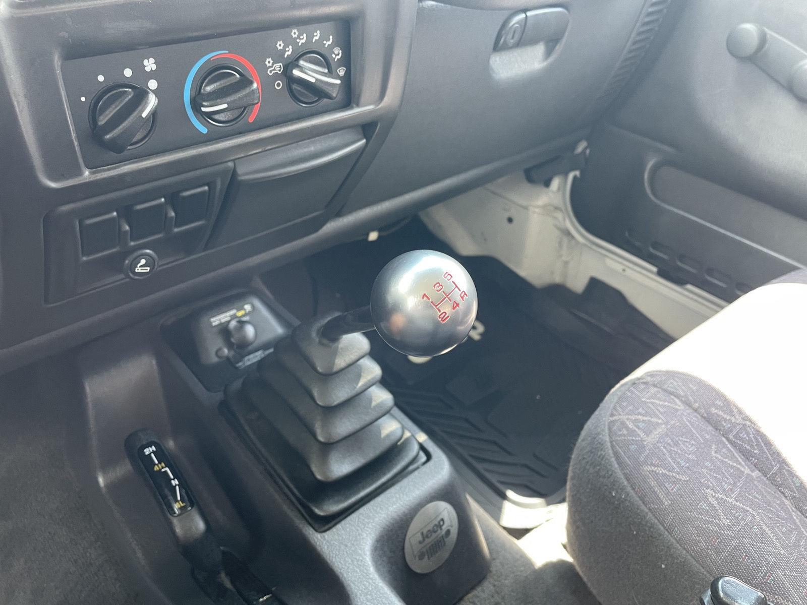 Used 2001 Jeep Wrangler for sale in Lincoln NE