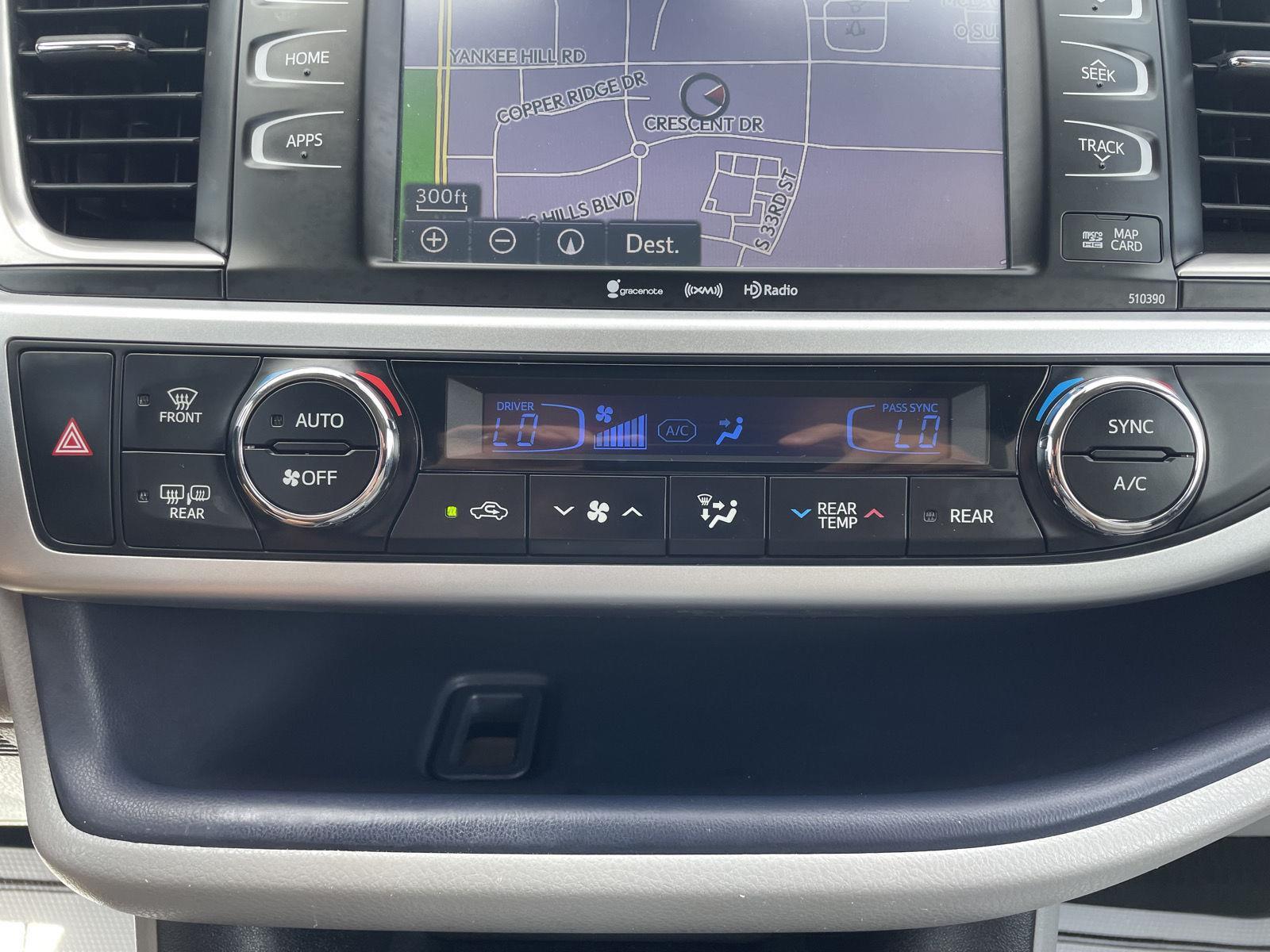 Used 2019 Toyota Highlander for sale in Lincoln NE