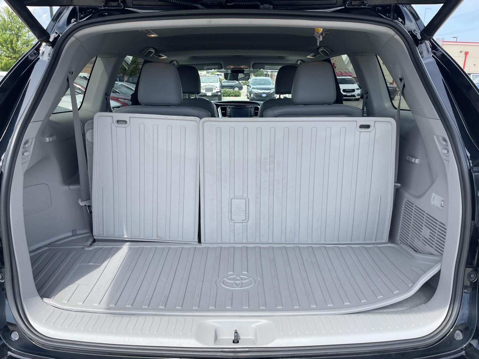 Used 2019 Toyota Highlander for sale in Lincoln NE