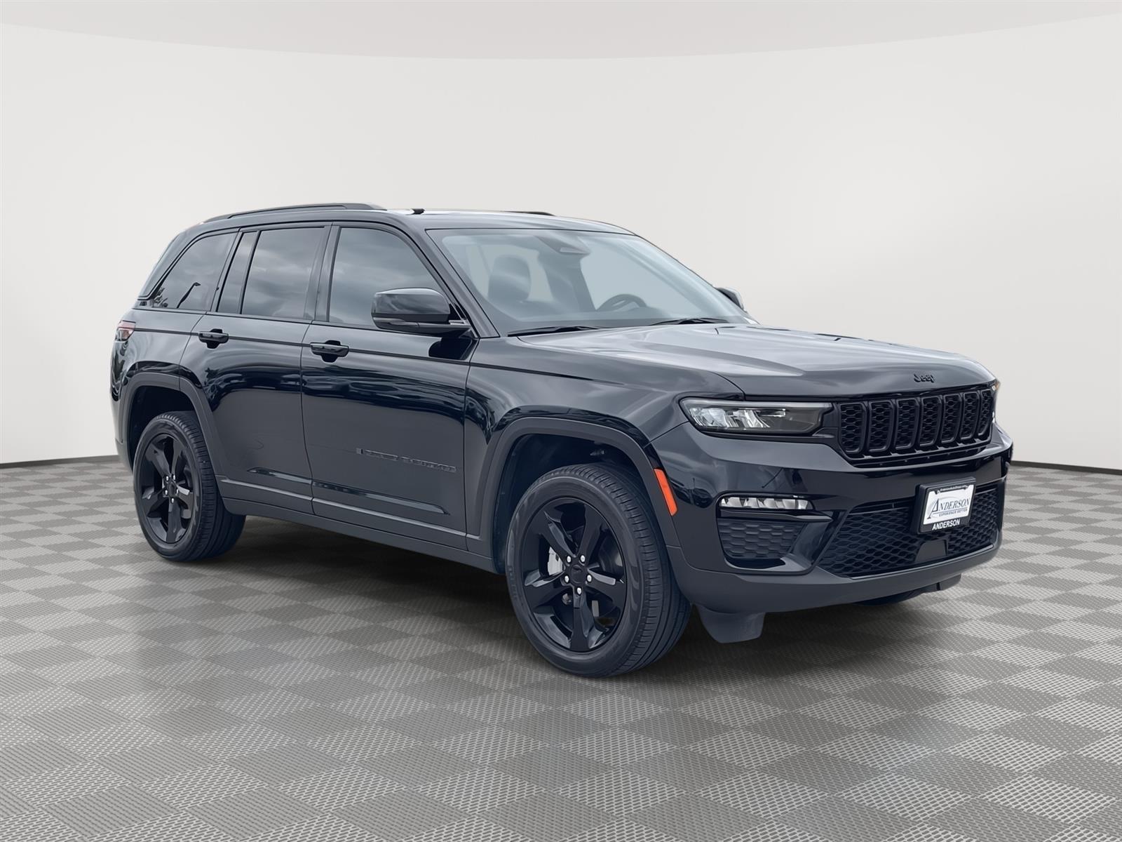 Used 2023 Jeep Grand Cherokee Limited SUV for sale in Lincoln NE