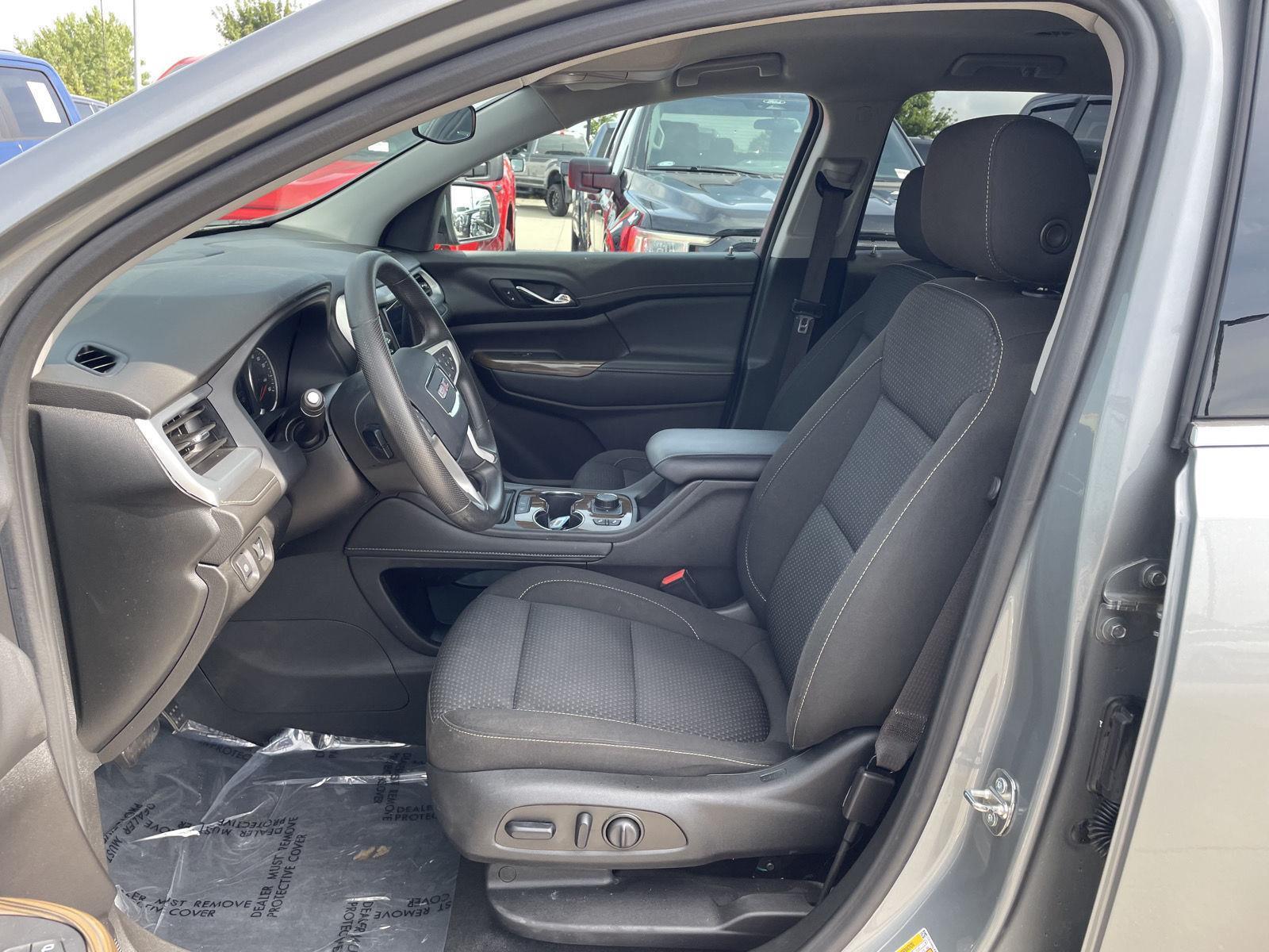 Used 2023 GMC Acadia for sale in Lincoln NE