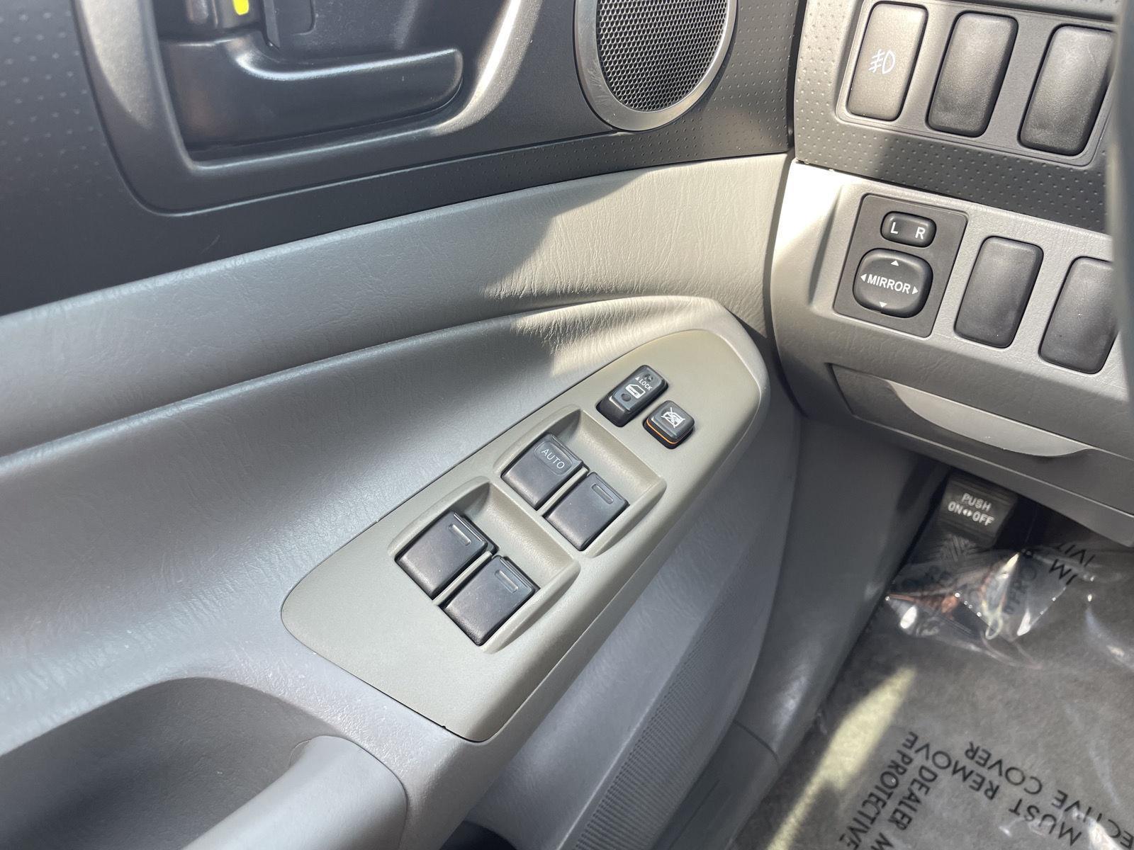 Used 2006 Toyota Tacoma for sale in Lincoln NE