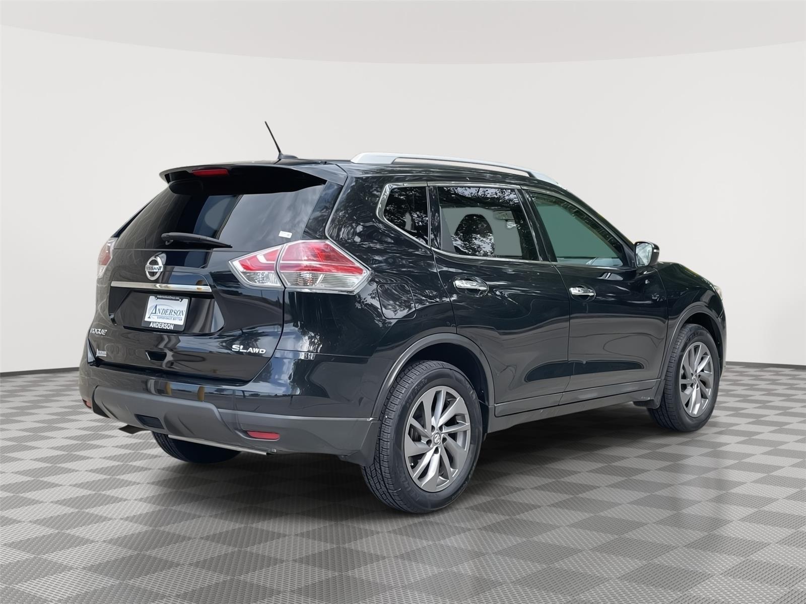 Used 2016 Nissan Rogue for sale in Lincoln NE
