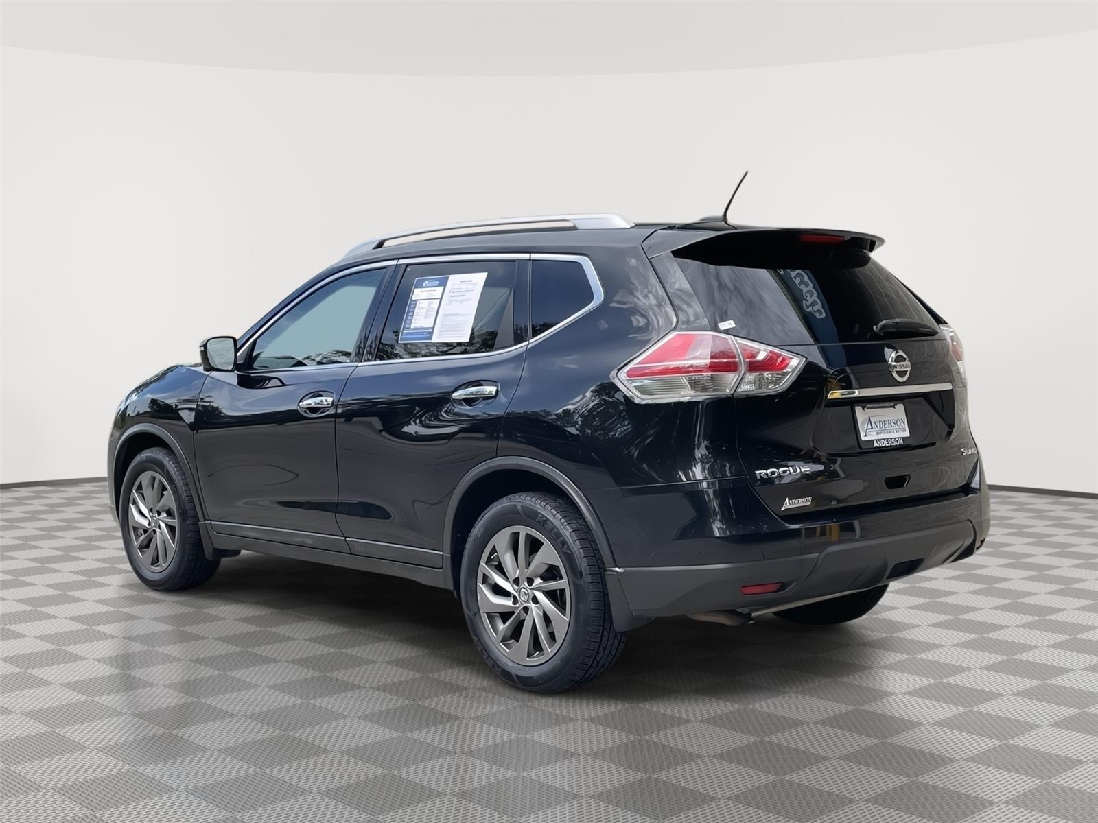 Used 2016 Nissan Rogue for sale in Lincoln NE