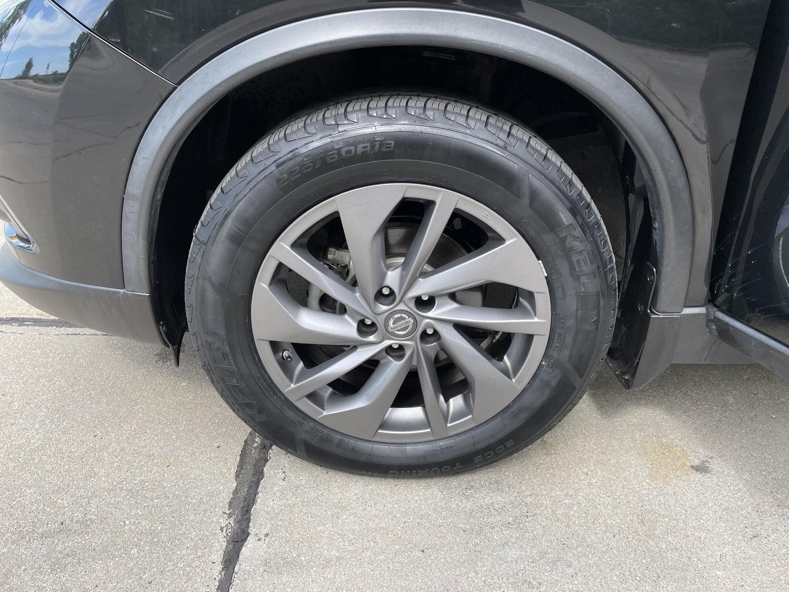 Used 2016 Nissan Rogue for sale in Lincoln NE