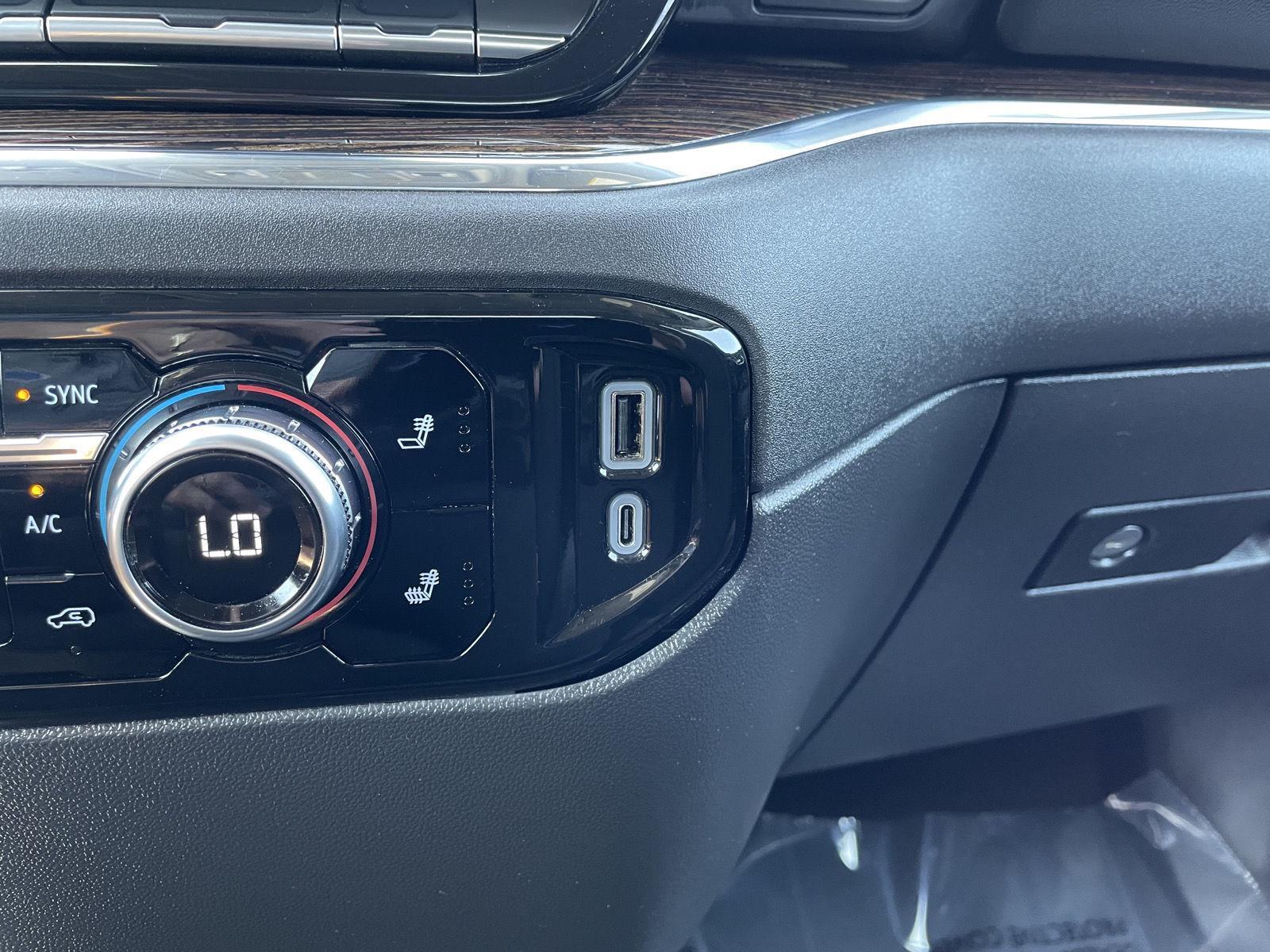 Used 2024 GMC Sierra 1500 for sale in Lincoln NE