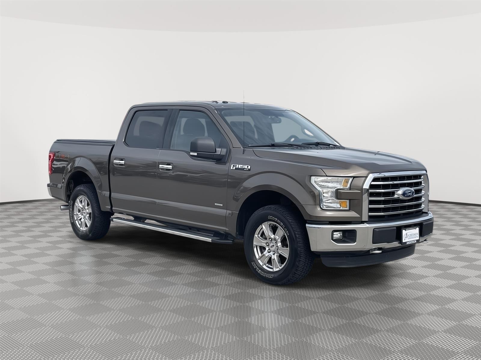 Used 2015 Ford F-150 XLT Crew Cab Truck for sale in Lincoln NE