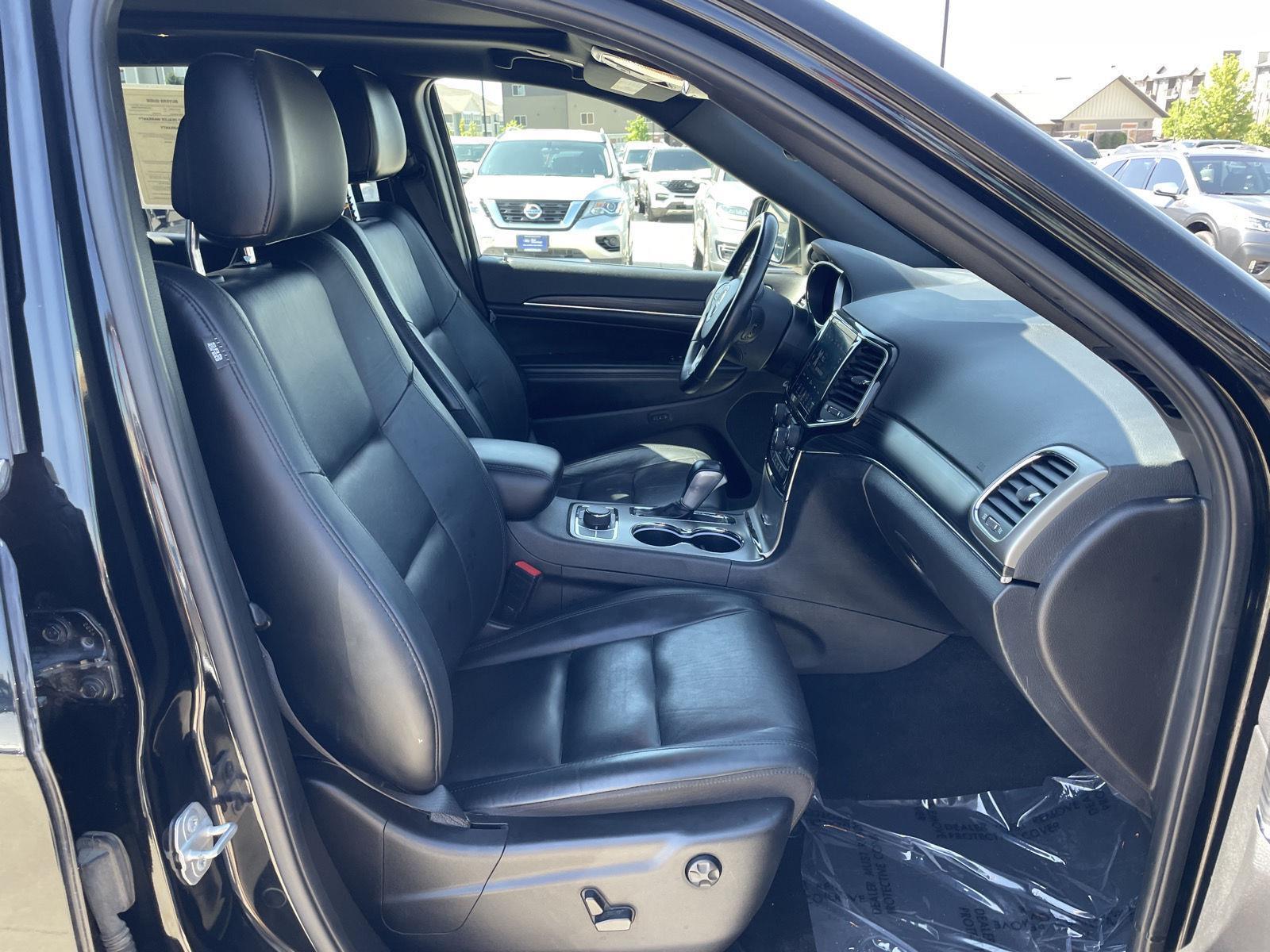 Used 2021 Jeep Grand Cherokee for sale in Lincoln NE