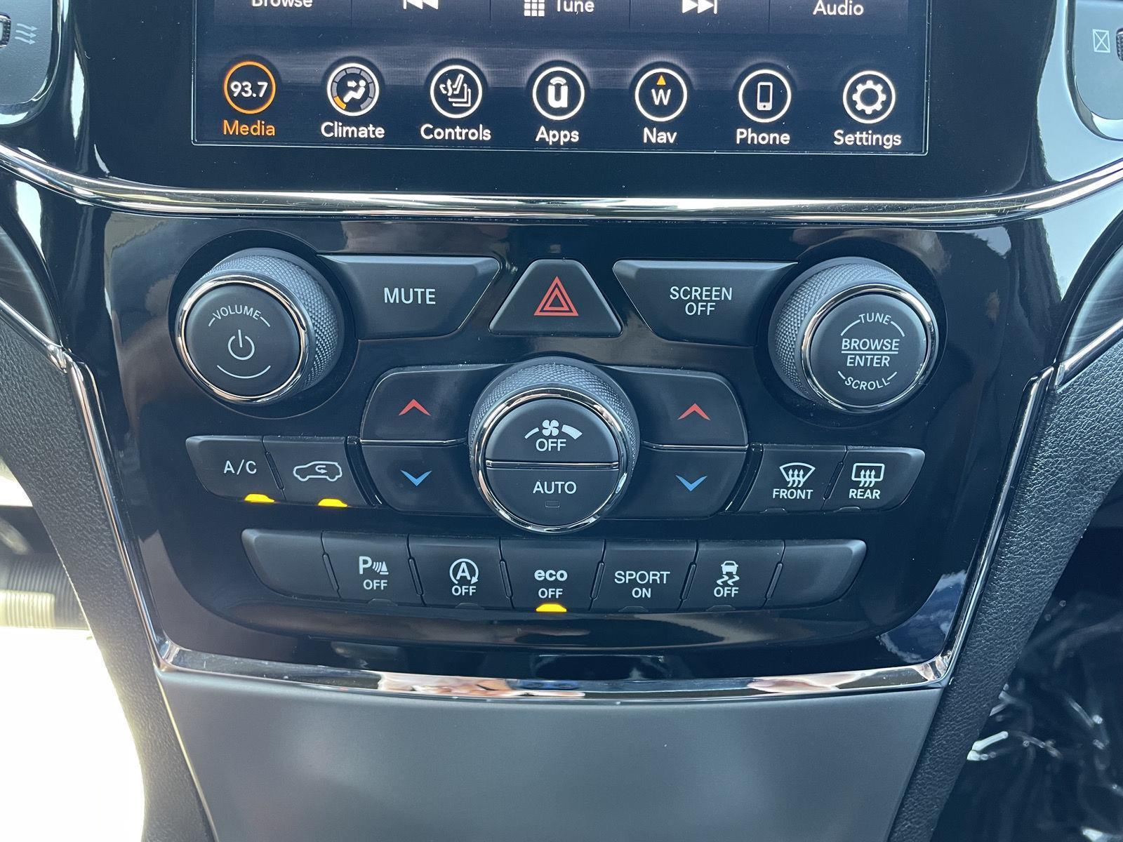 Used 2021 Jeep Grand Cherokee for sale in Lincoln NE