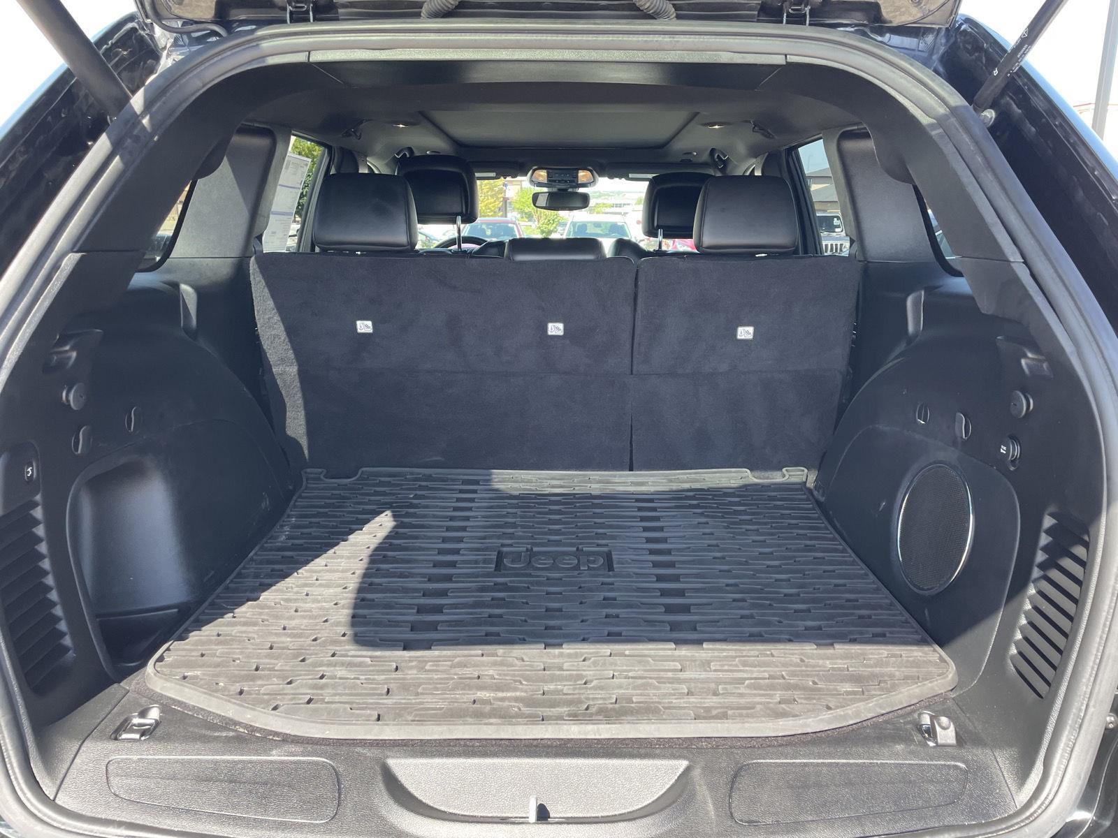 Used 2021 Jeep Grand Cherokee for sale in Lincoln NE
