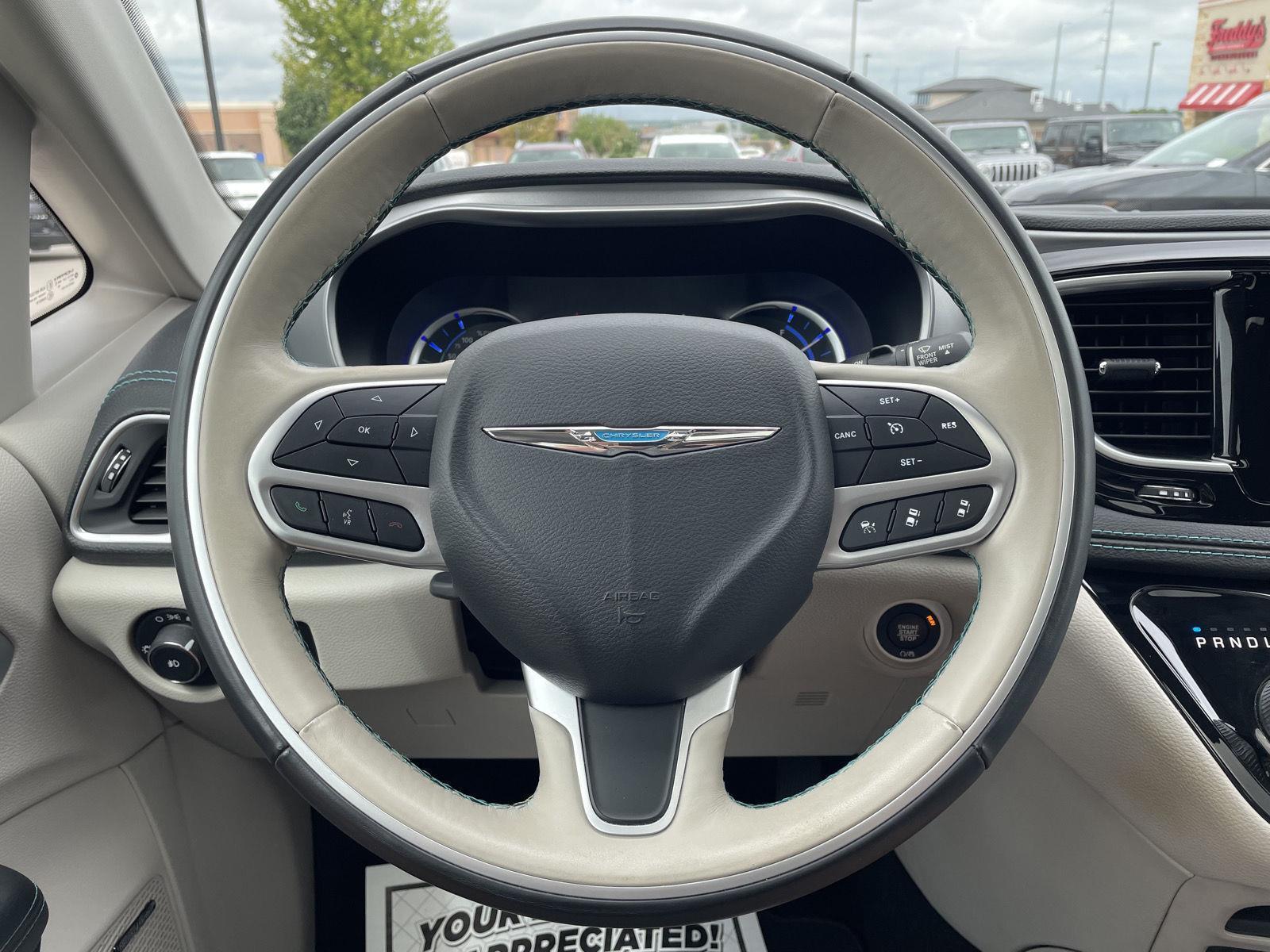 Used 2018 Chrysler Pacifica for sale in Lincoln NE