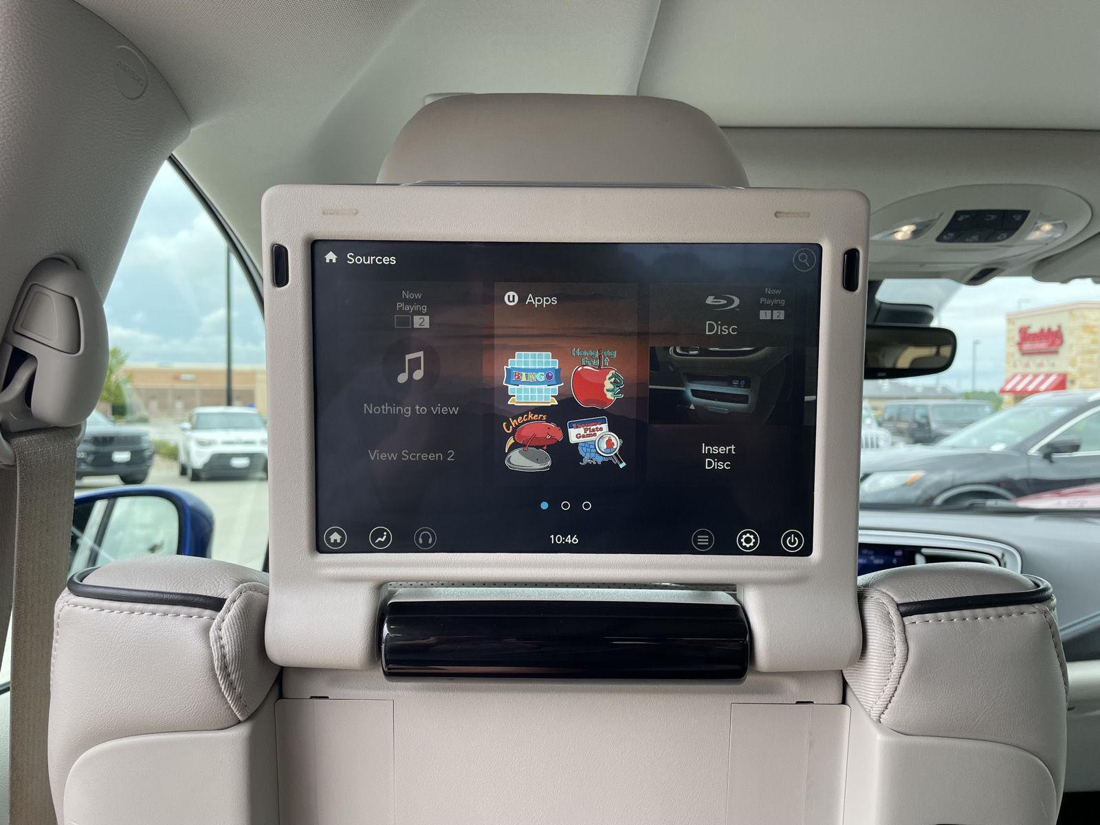 Used 2018 Chrysler Pacifica for sale in Lincoln NE