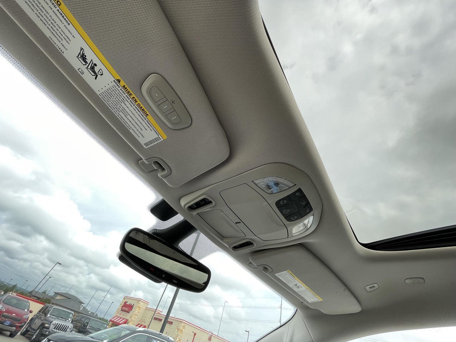 Used 2018 Chrysler Pacifica for sale in Lincoln NE
