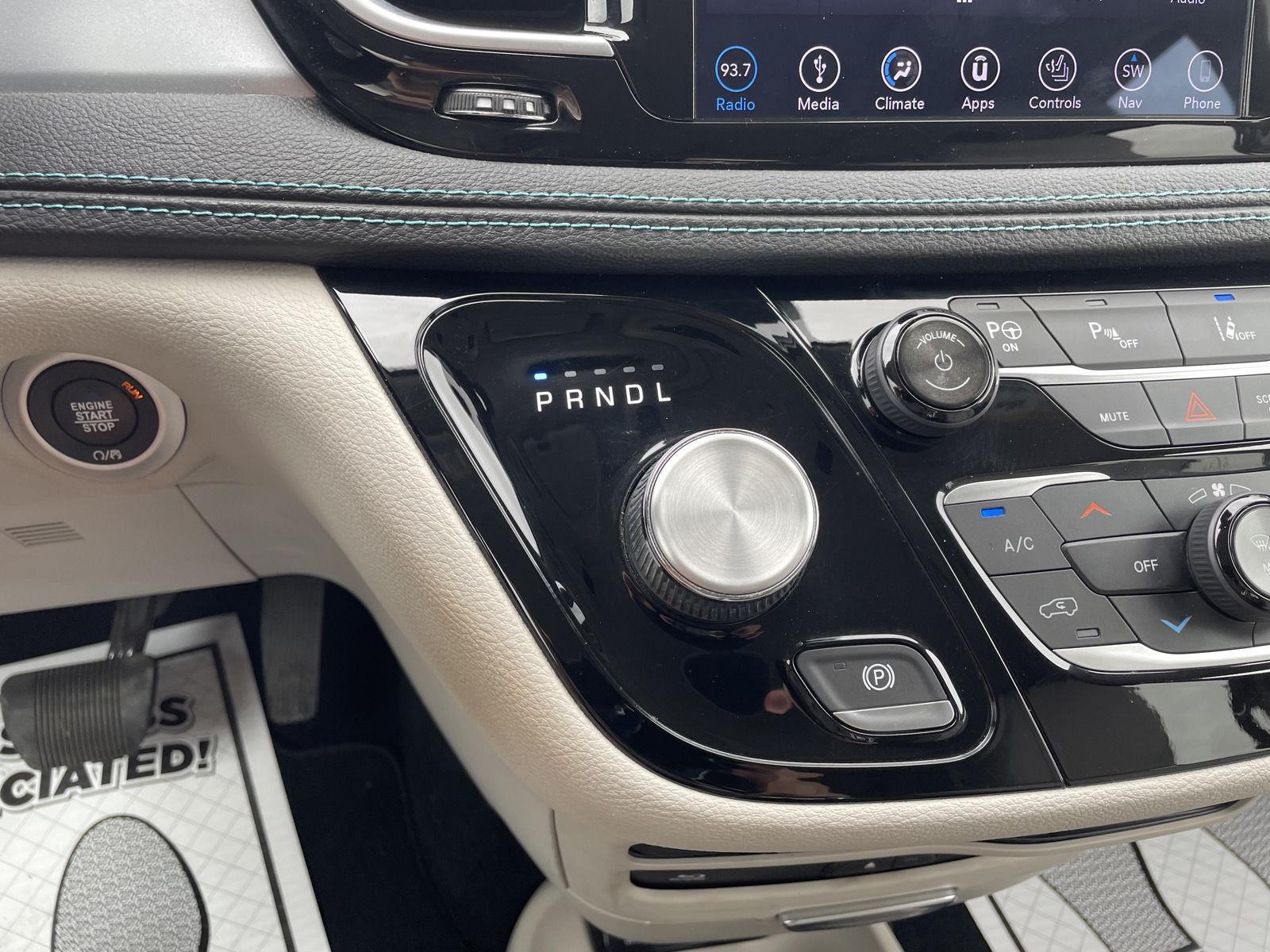 Used 2018 Chrysler Pacifica for sale in Lincoln NE