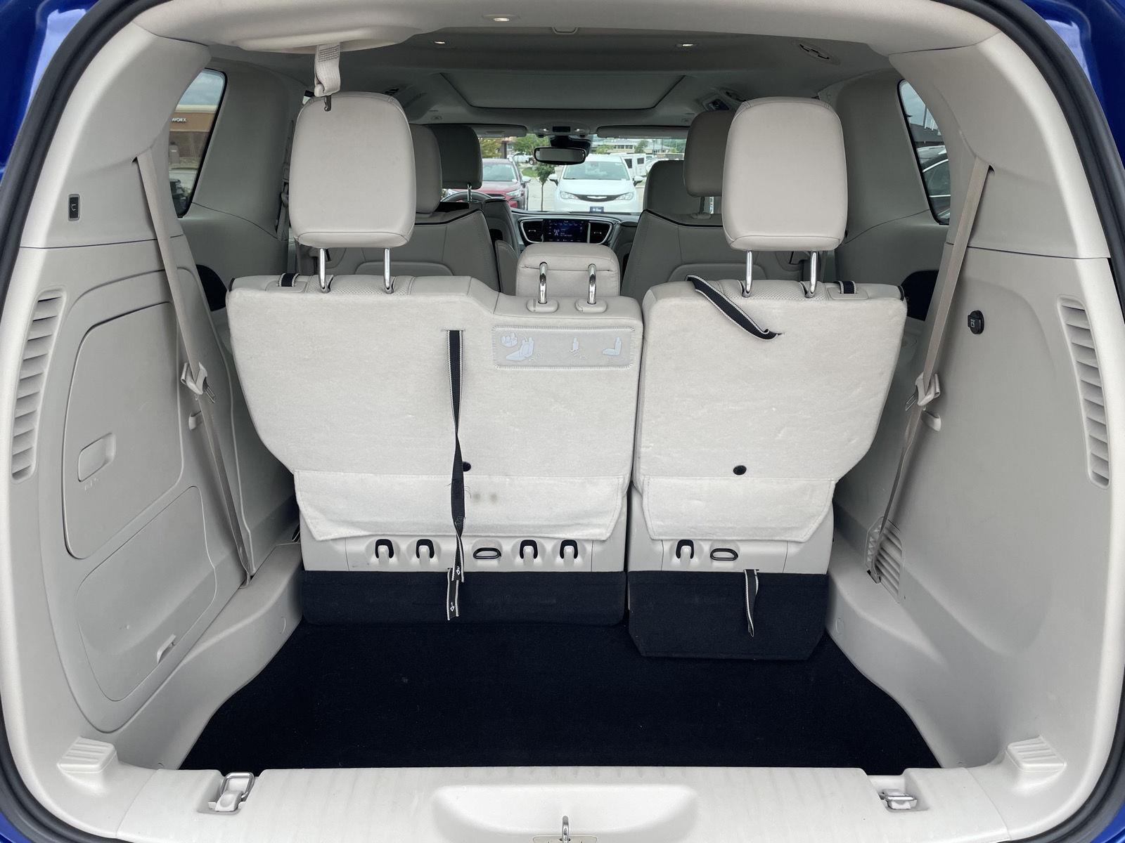 Used 2018 Chrysler Pacifica for sale in Lincoln NE