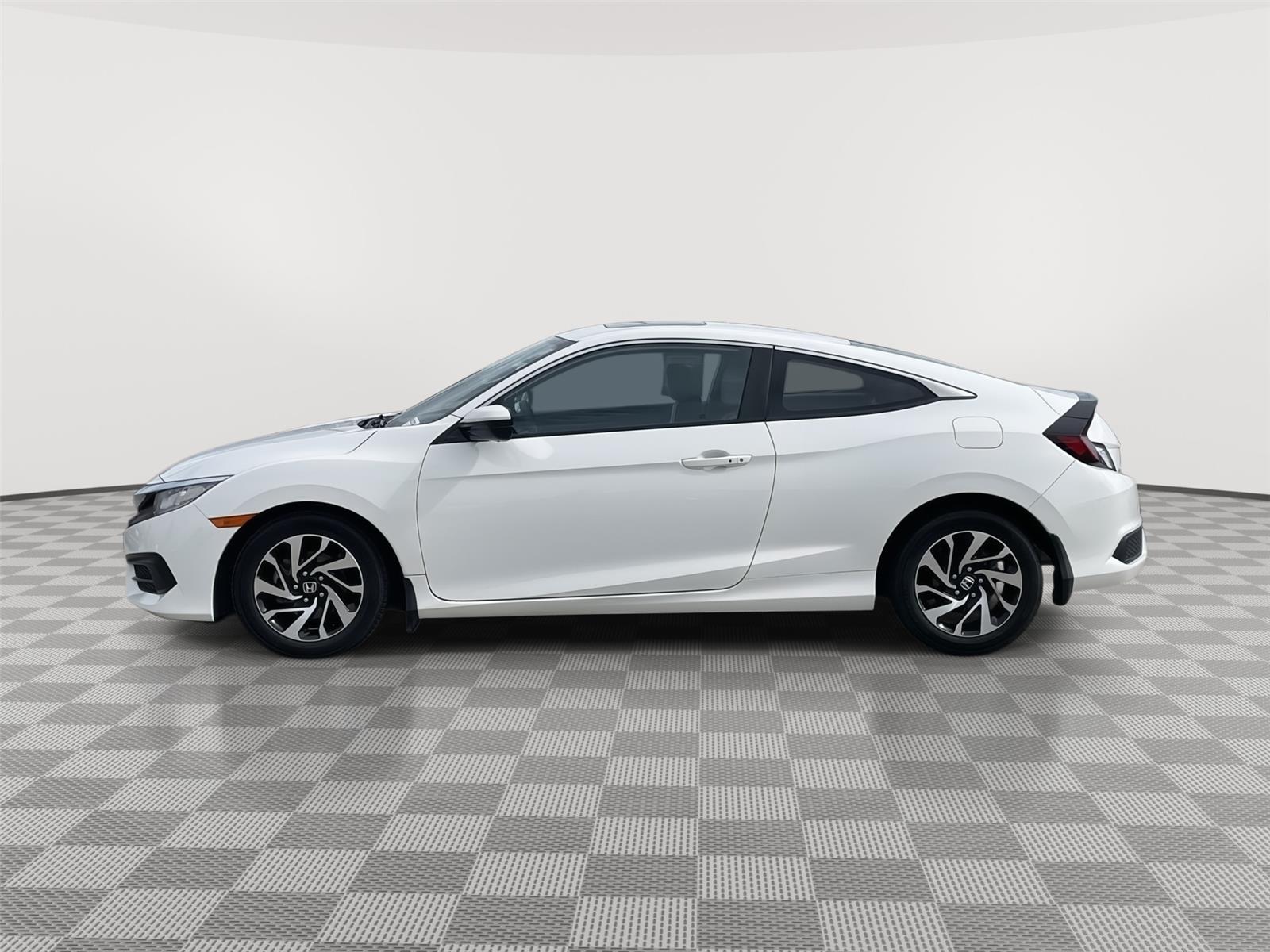 Used 2018 Honda Civic Coupe LX-P Coupe for sale in Lincoln NE