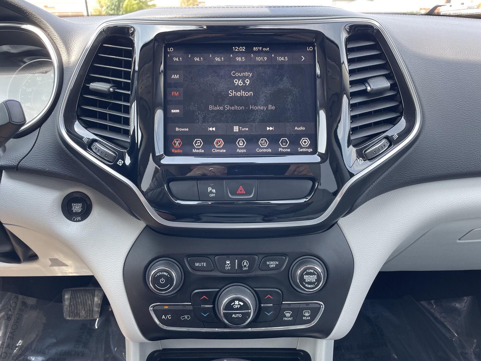 Used 2019 Jeep Cherokee for sale in Lincoln NE