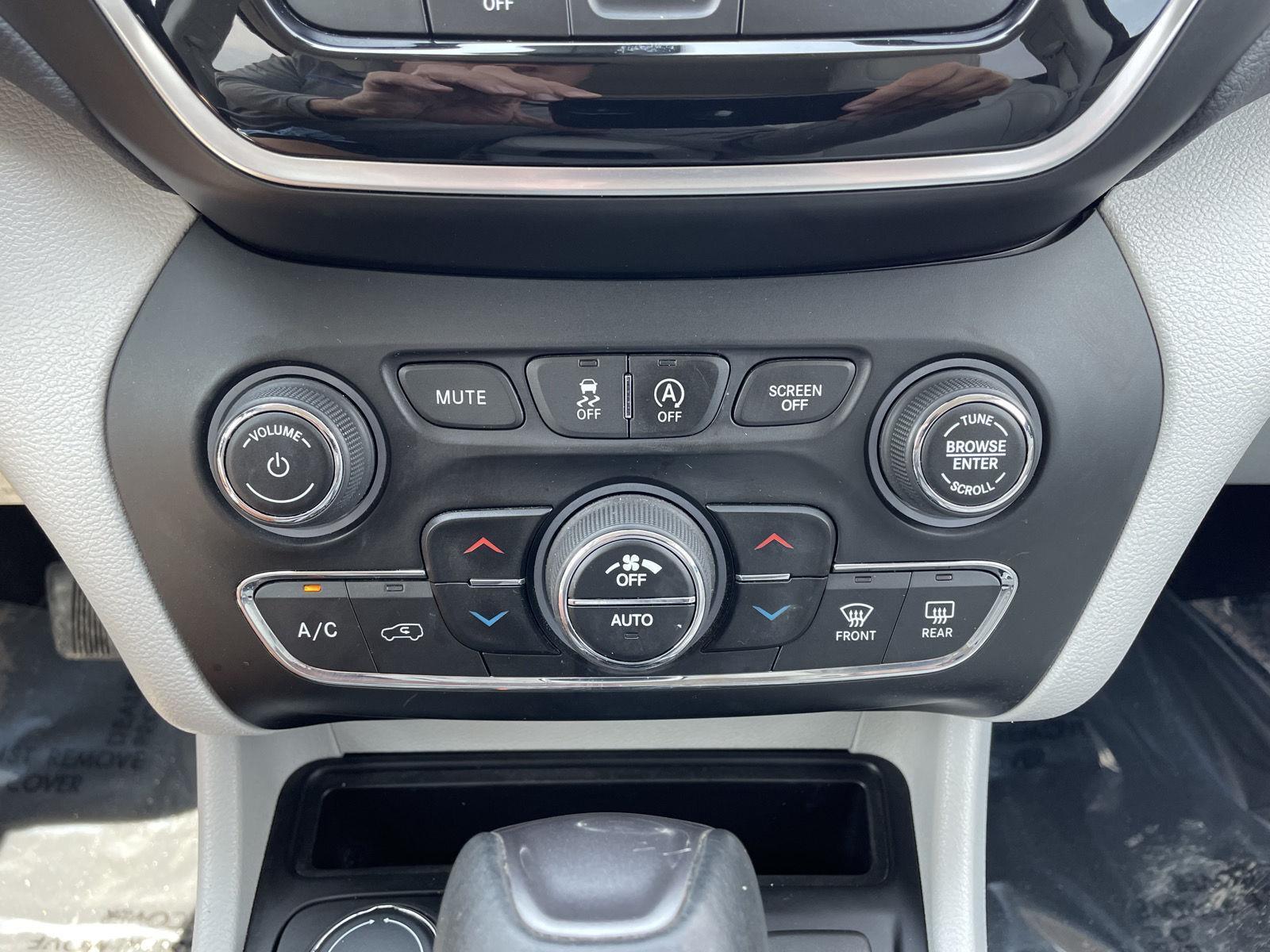 Used 2019 Jeep Cherokee for sale in Lincoln NE
