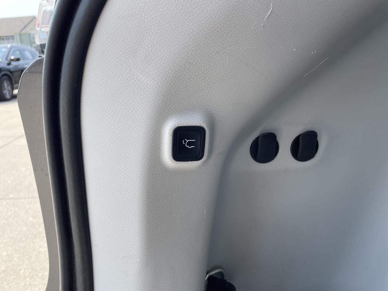 Used 2019 Jeep Cherokee for sale in Lincoln NE