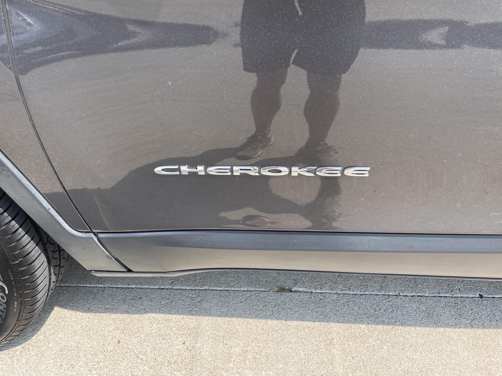 Used 2019 Jeep Cherokee for sale in Lincoln NE