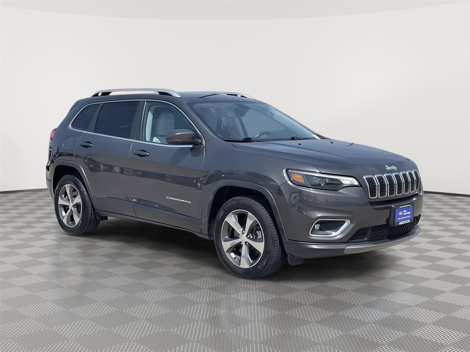 Used 2019 Jeep Cherokee Limited SUV for sale in Lincoln NE