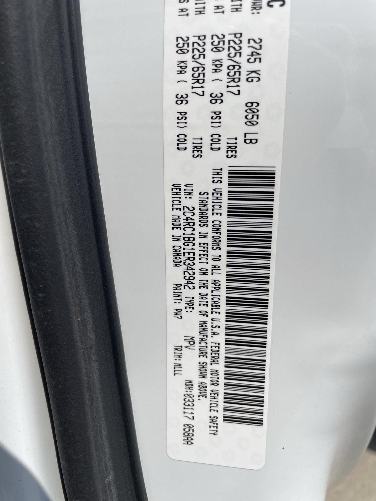 Used 2014 Chrysler Town and Country for sale in Lincoln NE