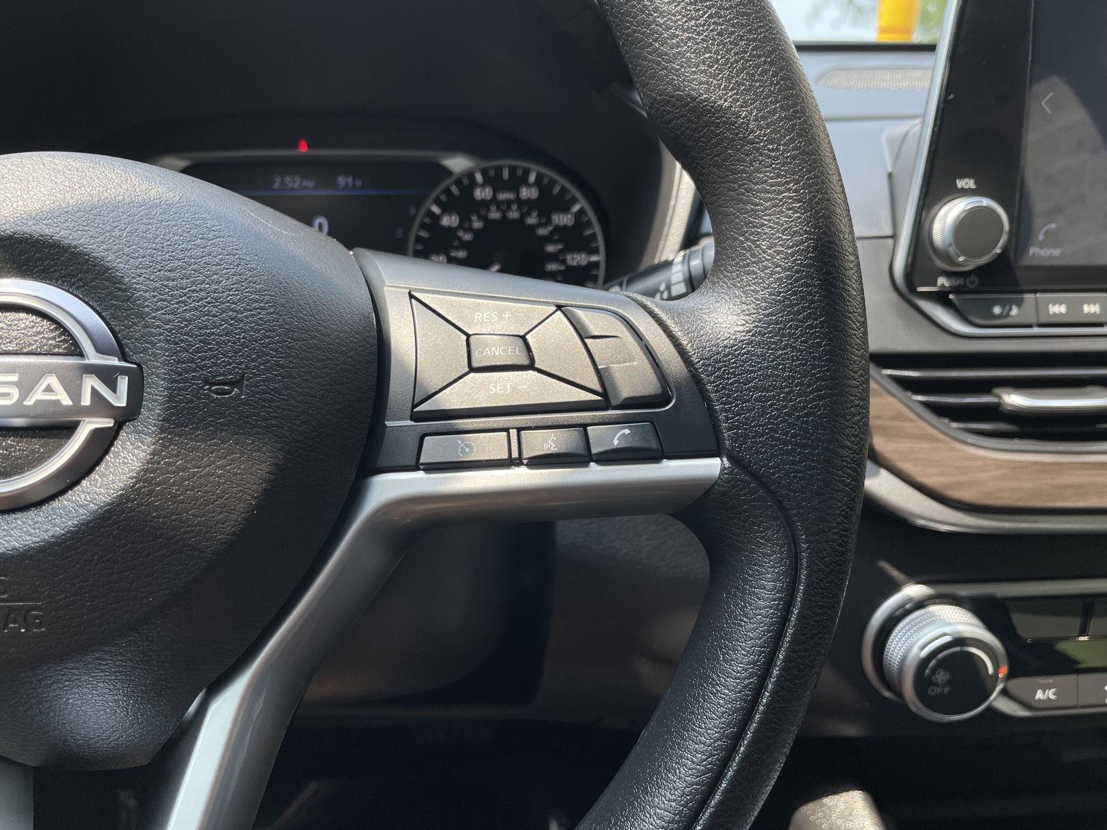 Used 2024 Nissan Altima for sale in Lincoln NE