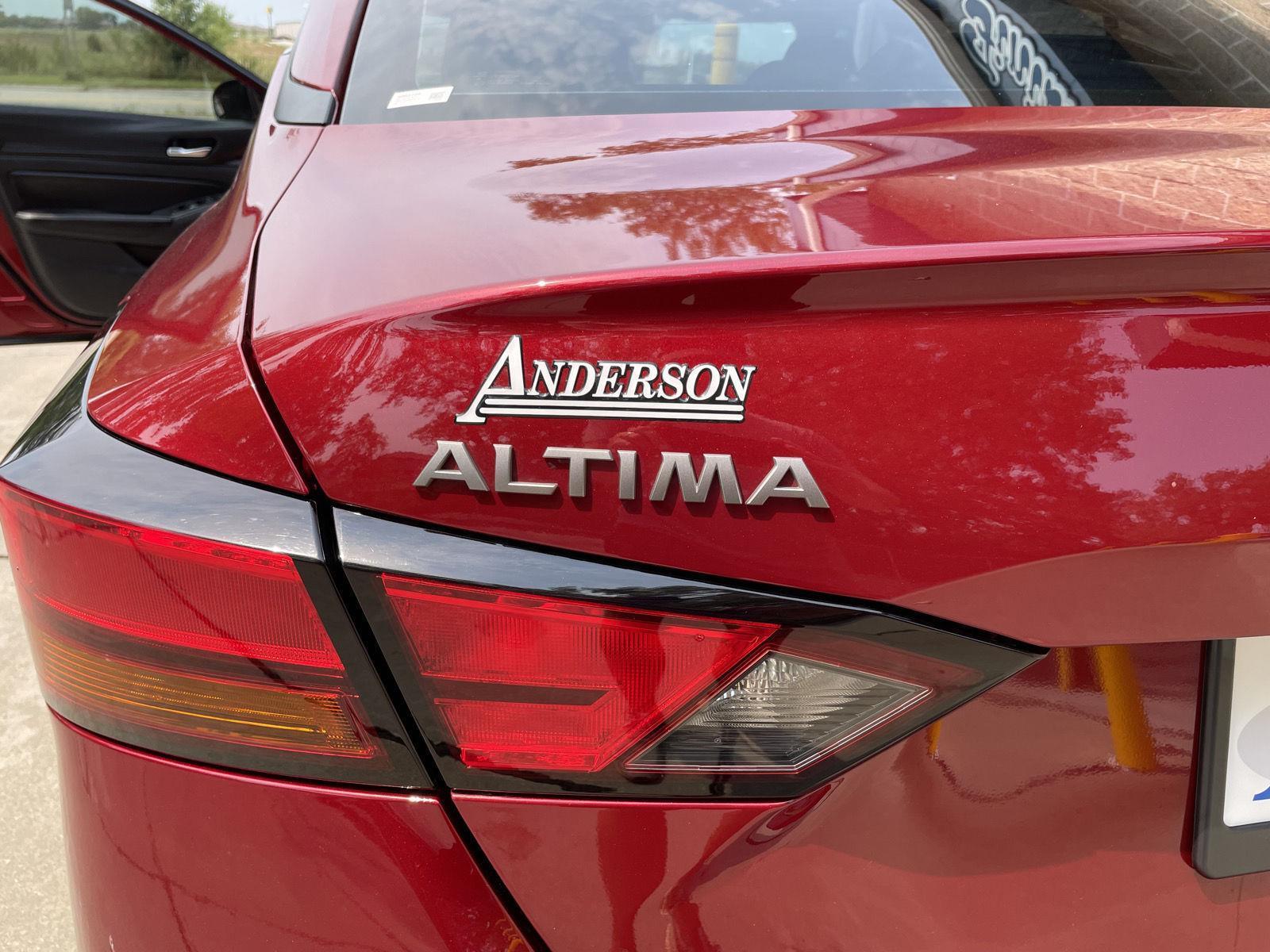 Used 2024 Nissan Altima for sale in Lincoln NE