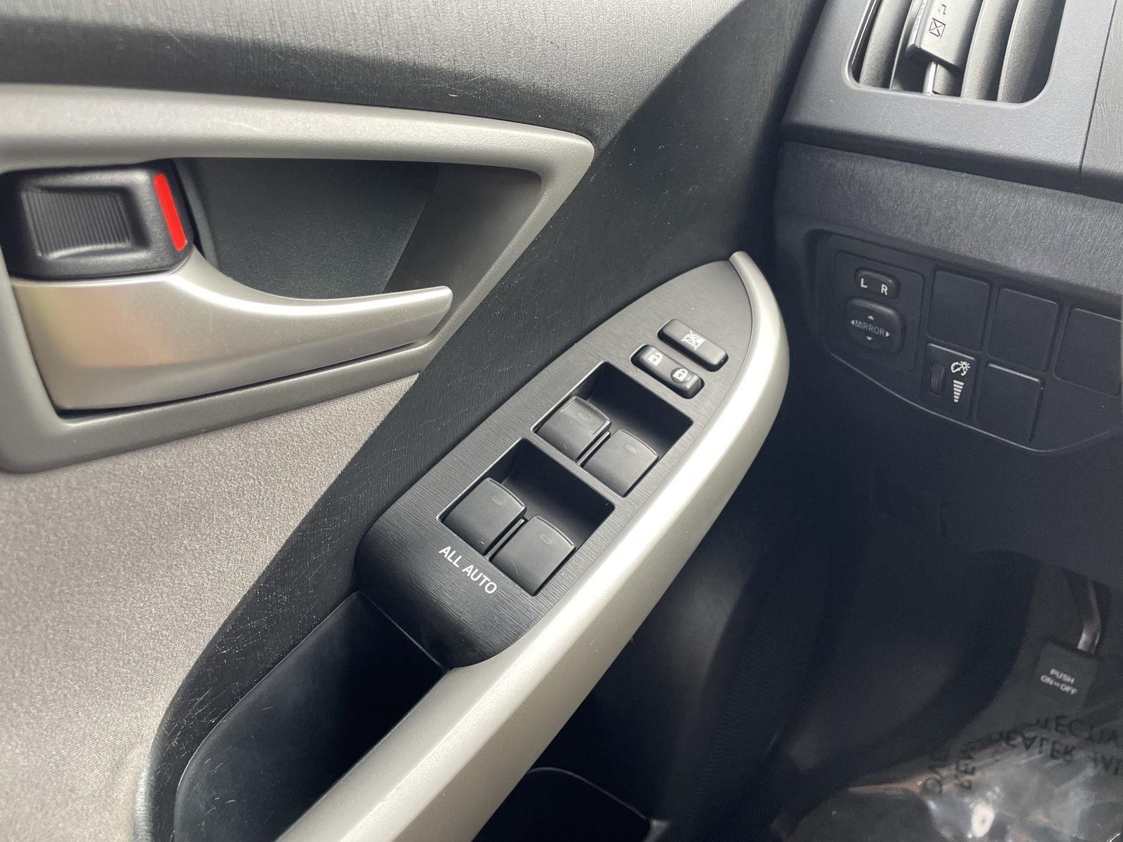 Used 2014 Toyota Prius for sale in Lincoln NE