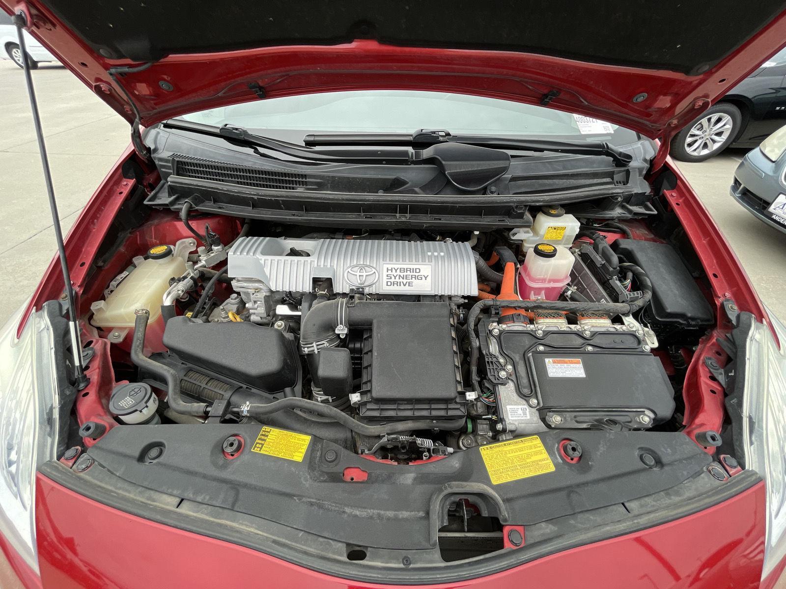 Used 2014 Toyota Prius for sale in Lincoln NE