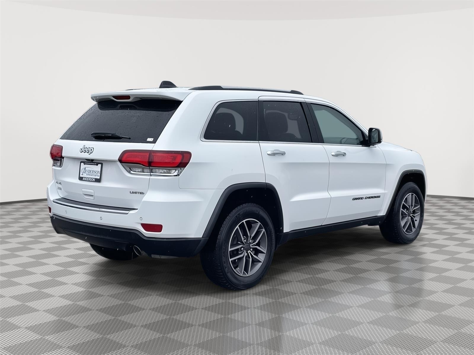 Used 2020 Jeep Grand Cherokee for sale in Lincoln NE