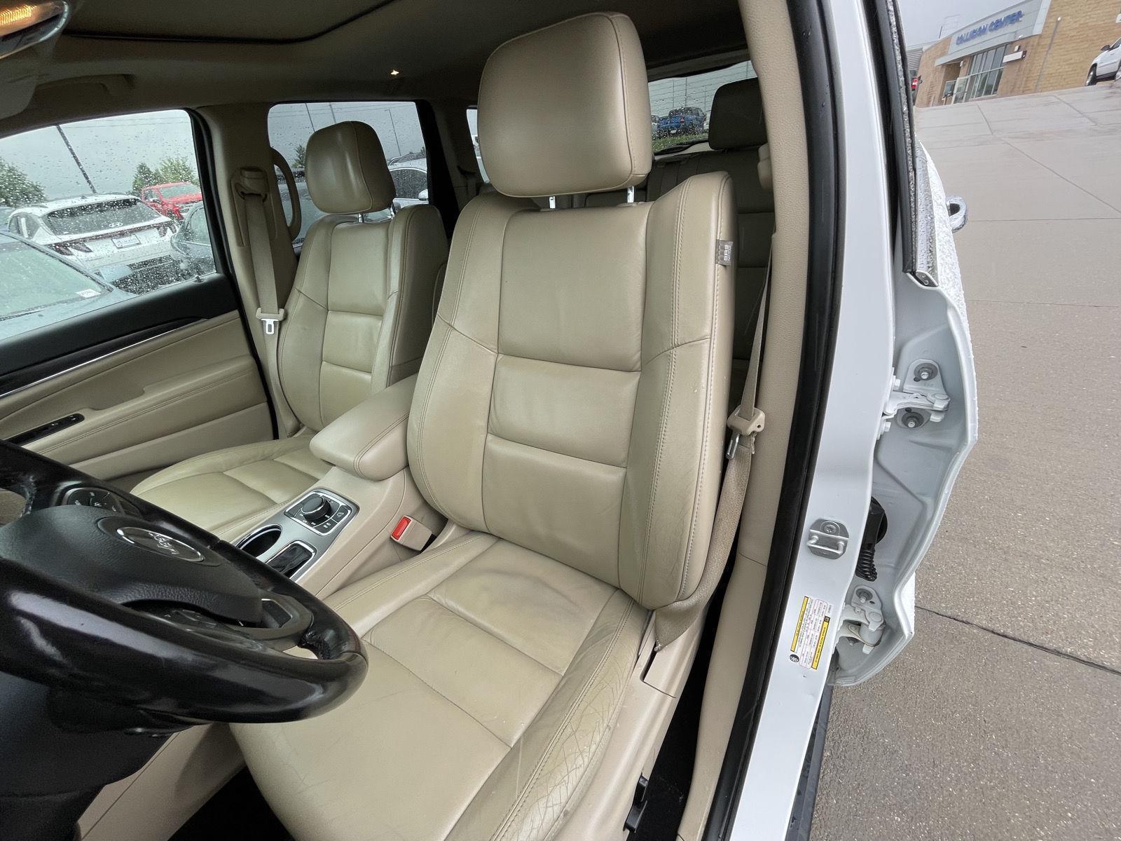 Used 2020 Jeep Grand Cherokee for sale in Lincoln NE