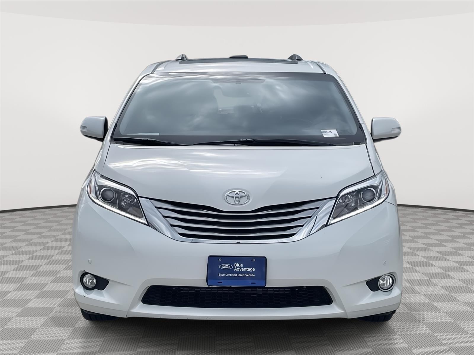 Used 2017 Toyota Sienna for sale in Lincoln NE