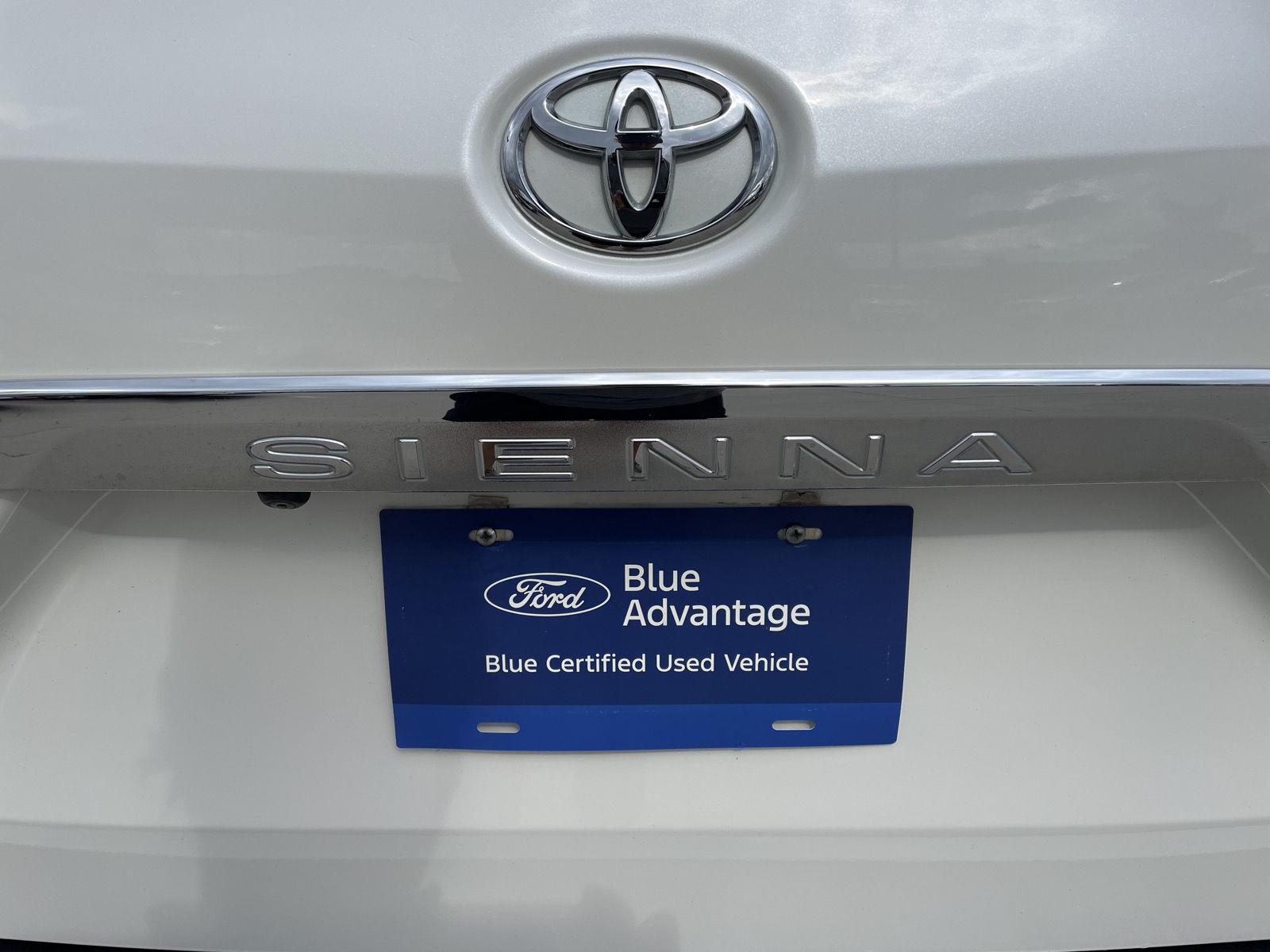 Used 2017 Toyota Sienna for sale in Lincoln NE