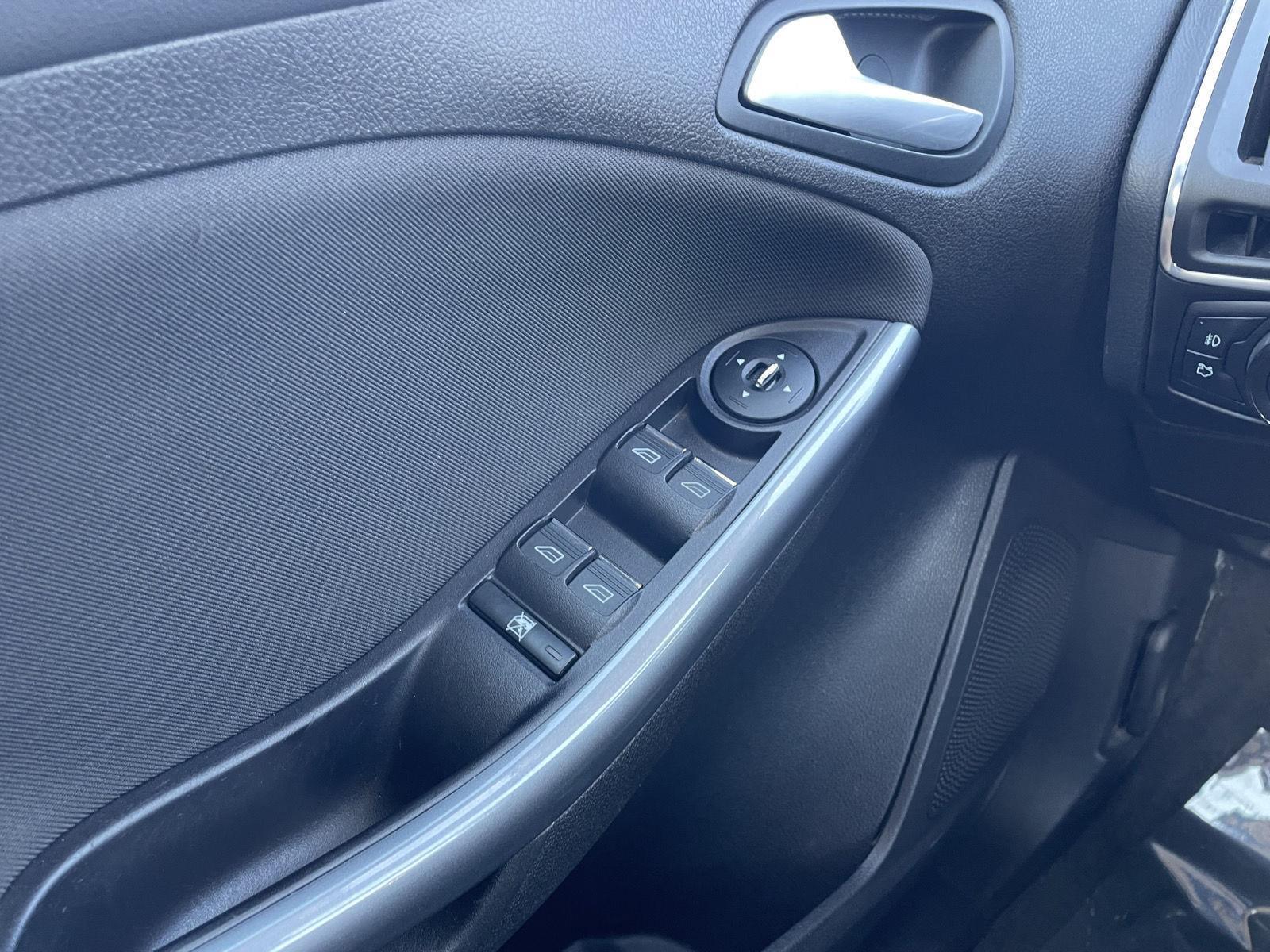 Used 2013 Ford Focus for sale in Lincoln NE