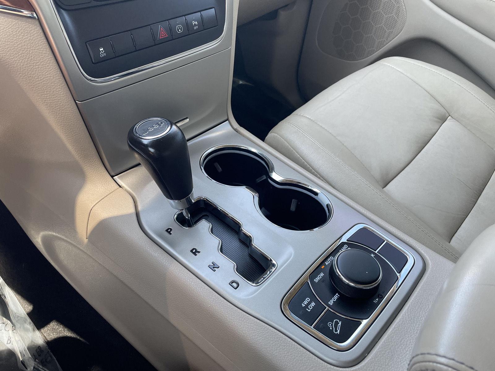 Used 2013 Jeep Grand Cherokee for sale in Lincoln NE