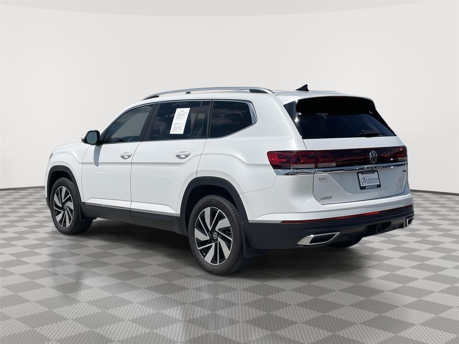 Pre-Owned 2024 Volkswagen Atlas for sale in Lincoln NE