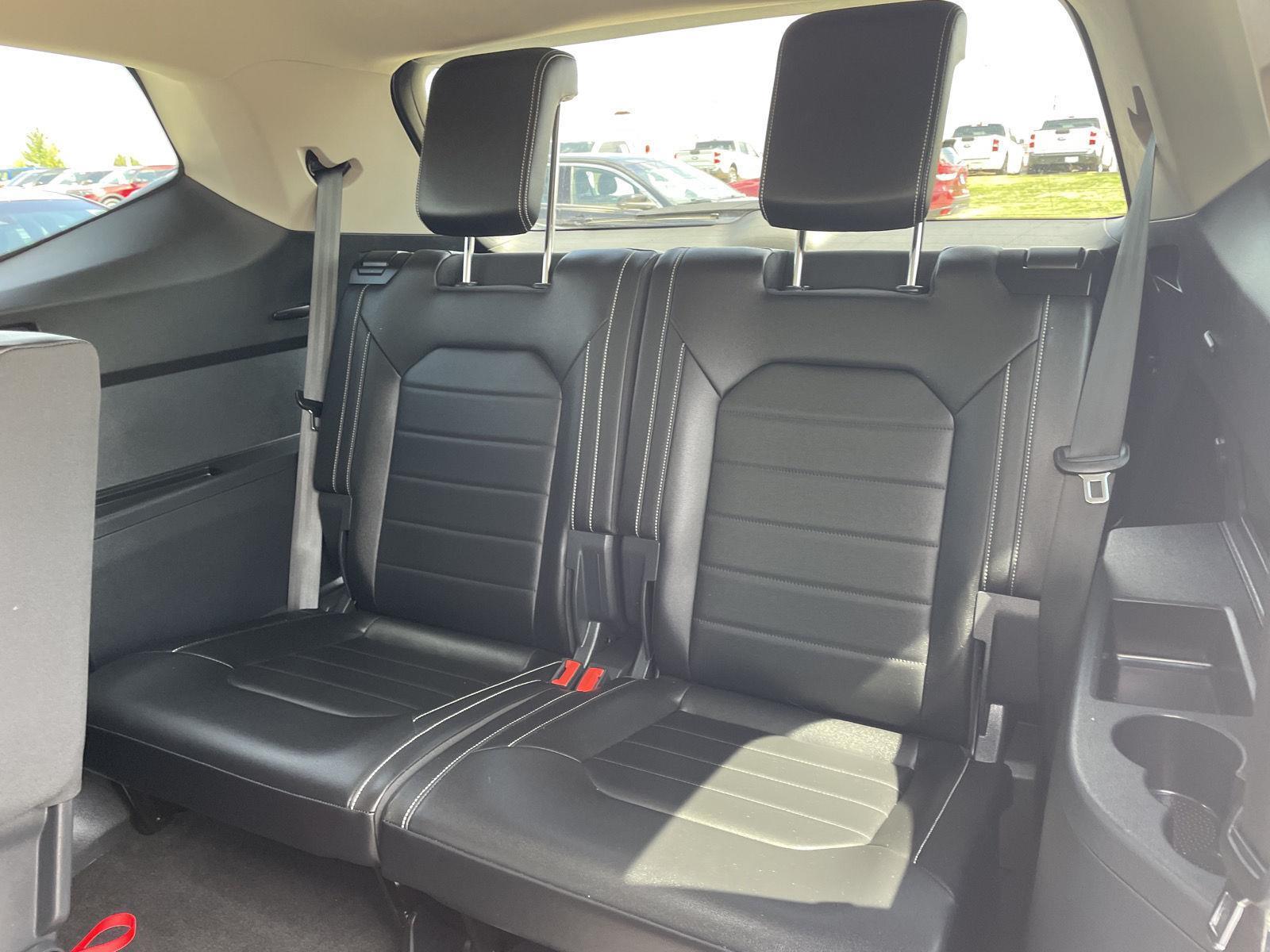 Pre-Owned 2024 Volkswagen Atlas for sale in Lincoln NE