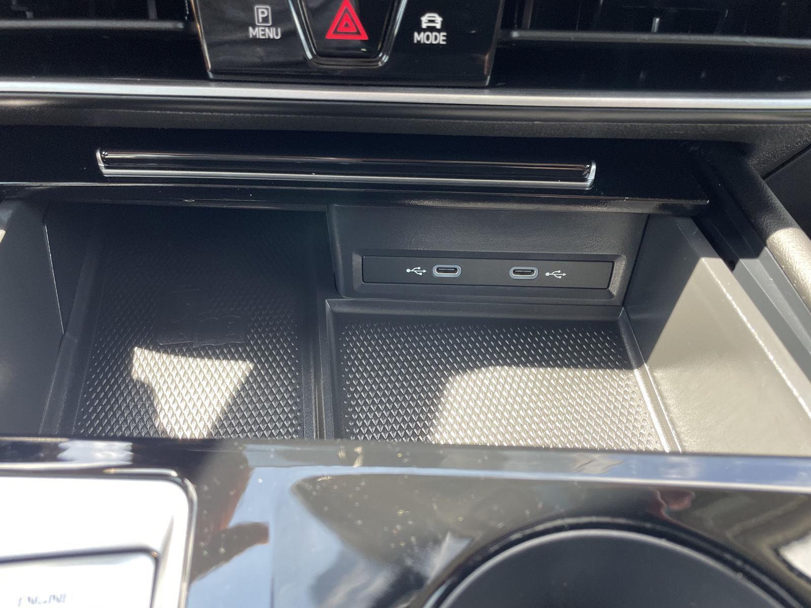 Pre-Owned 2024 Volkswagen Atlas for sale in Lincoln NE