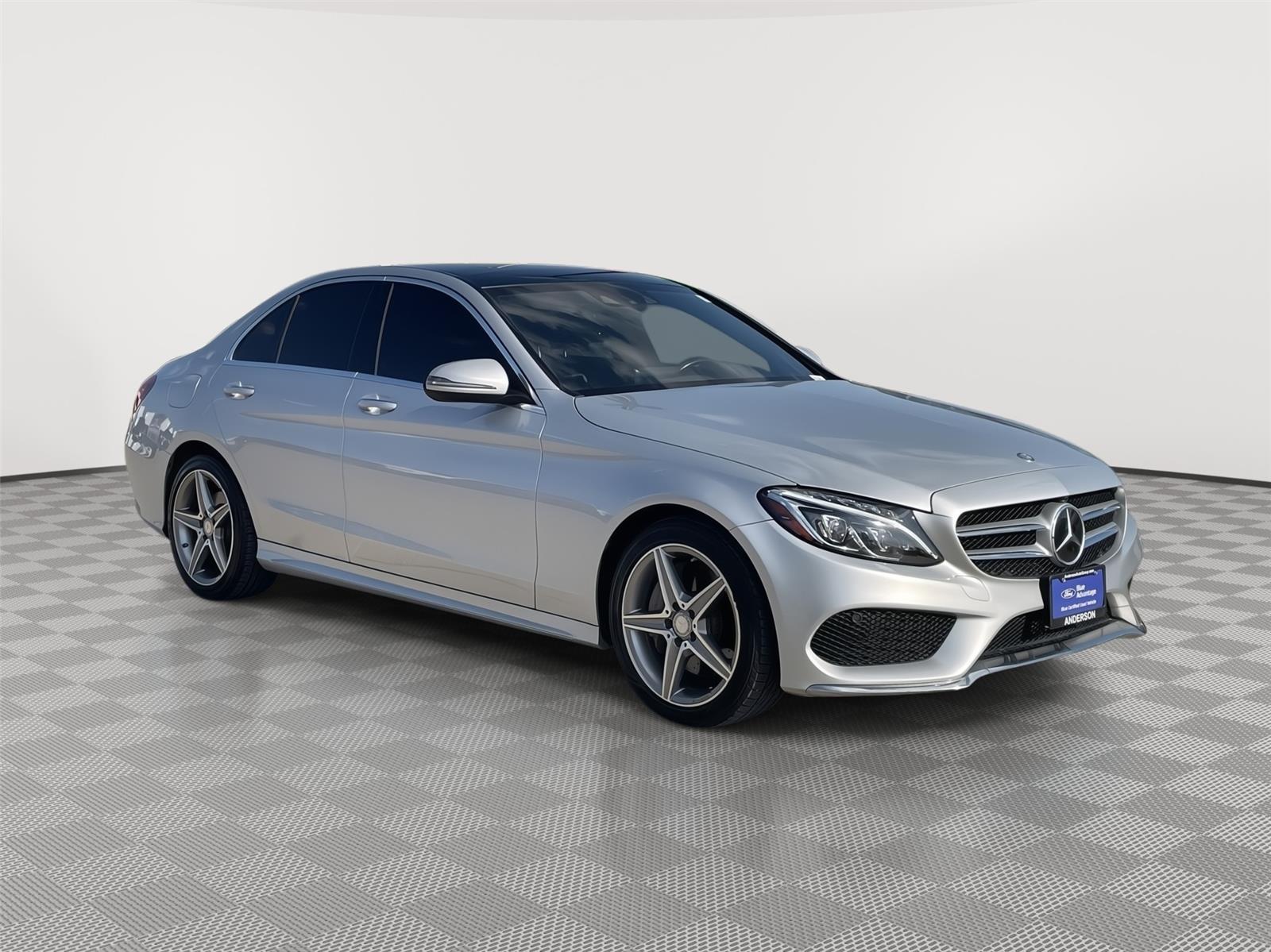 2017 Mercedes Benz C 300 Sedan photo 2