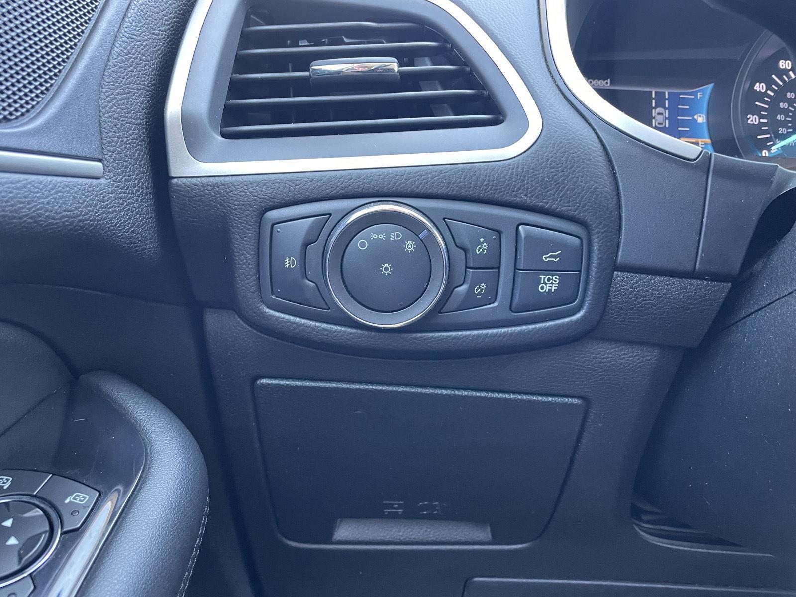 Pre-Owned 2020 Ford Edge for sale in Lincoln NE