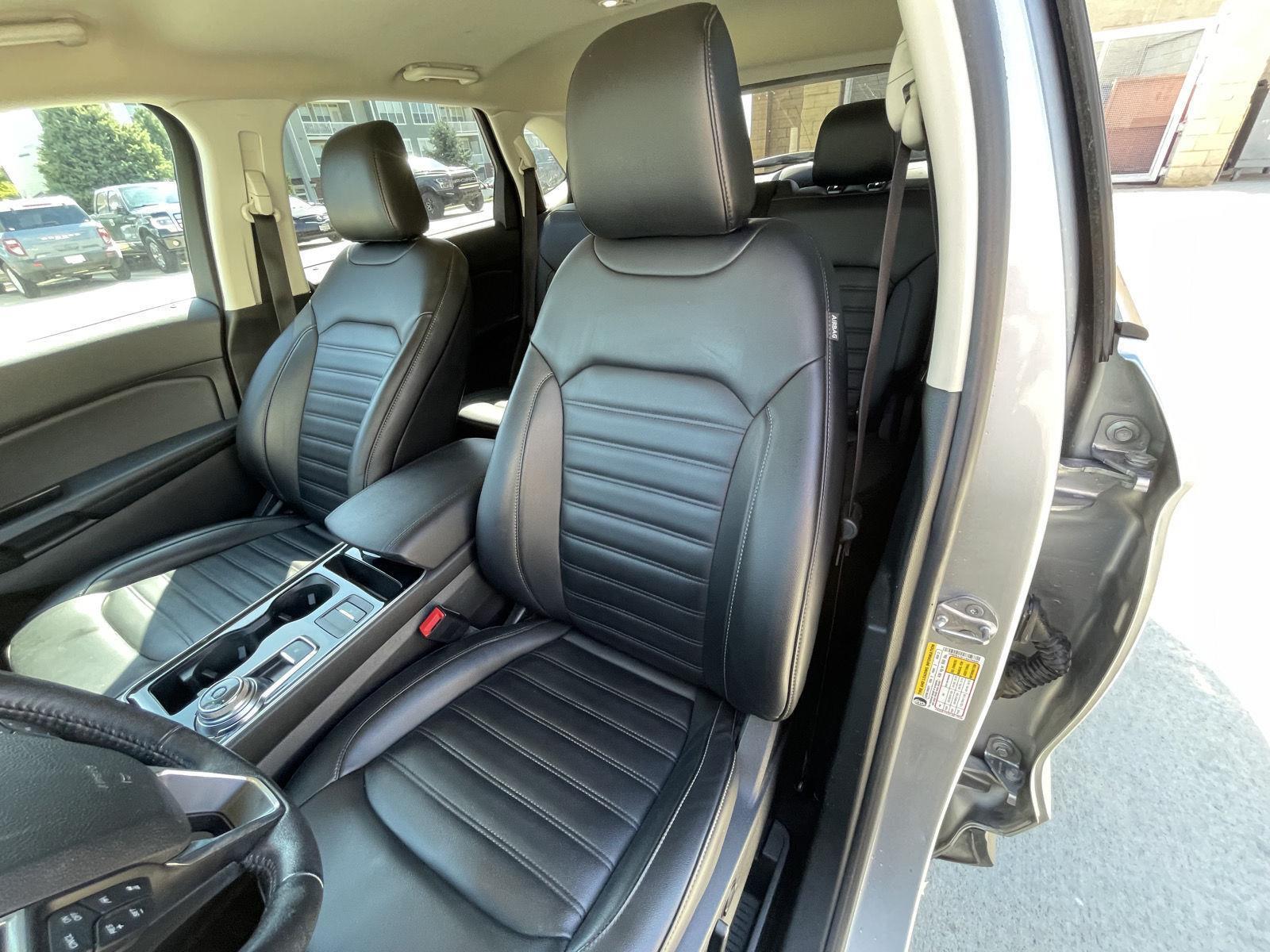 Pre-Owned 2020 Ford Edge for sale in Lincoln NE