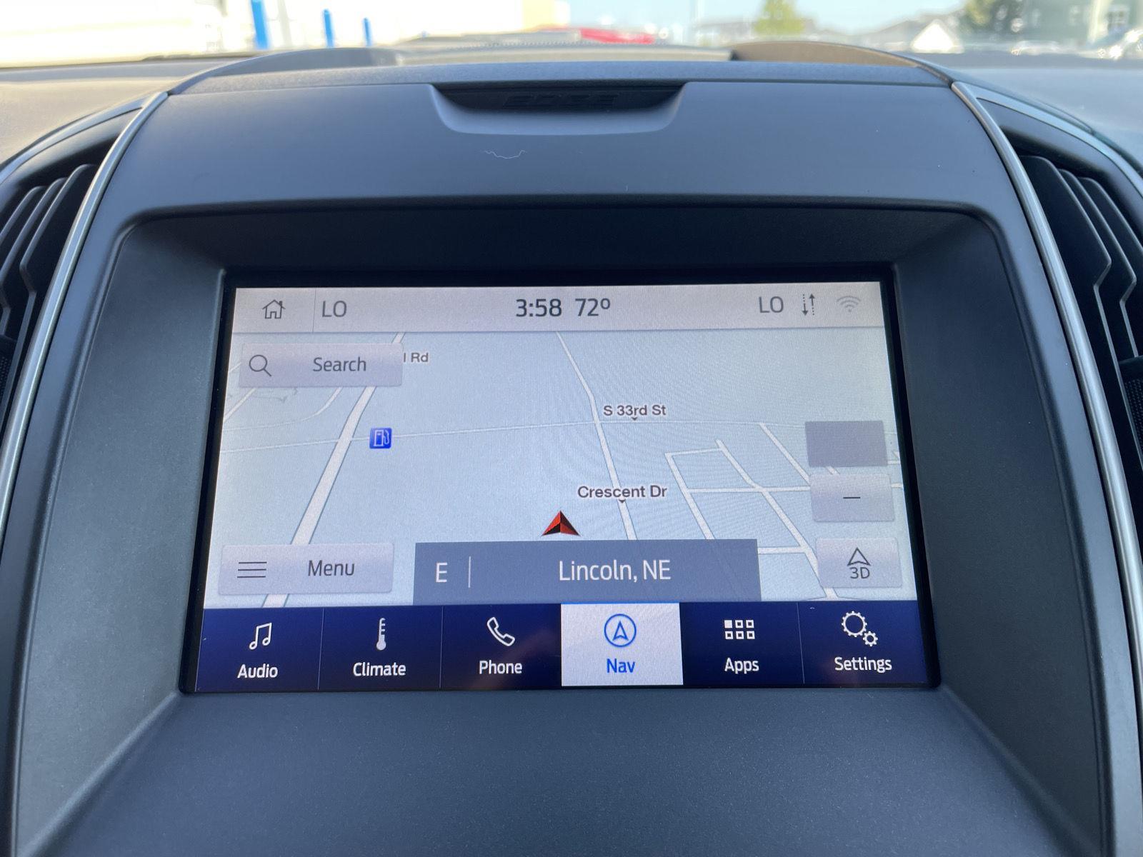 2020 Ford Edge SEL photo 22