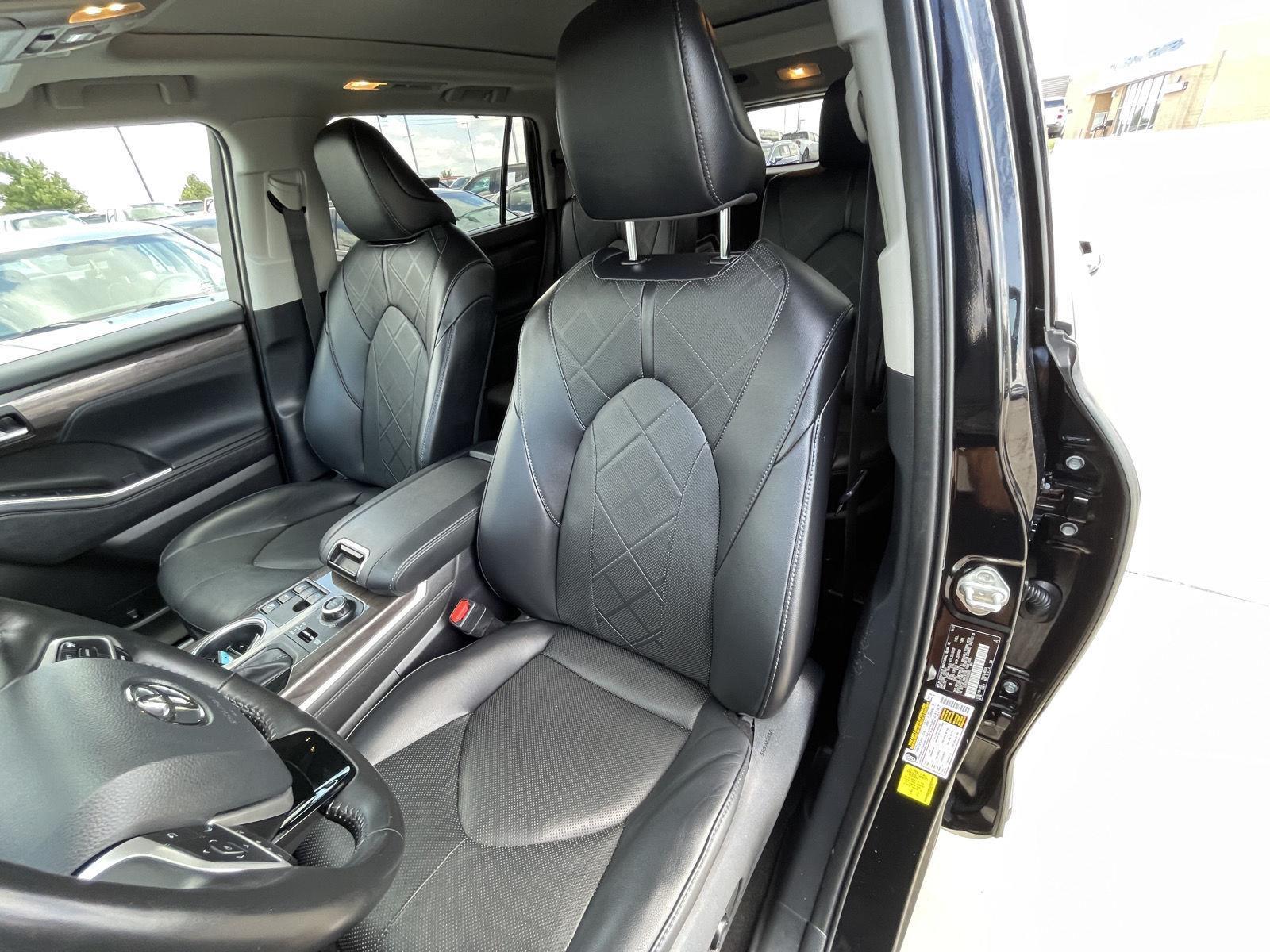 Pre-Owned 2023 Toyota Highlander for sale in Lincoln NE