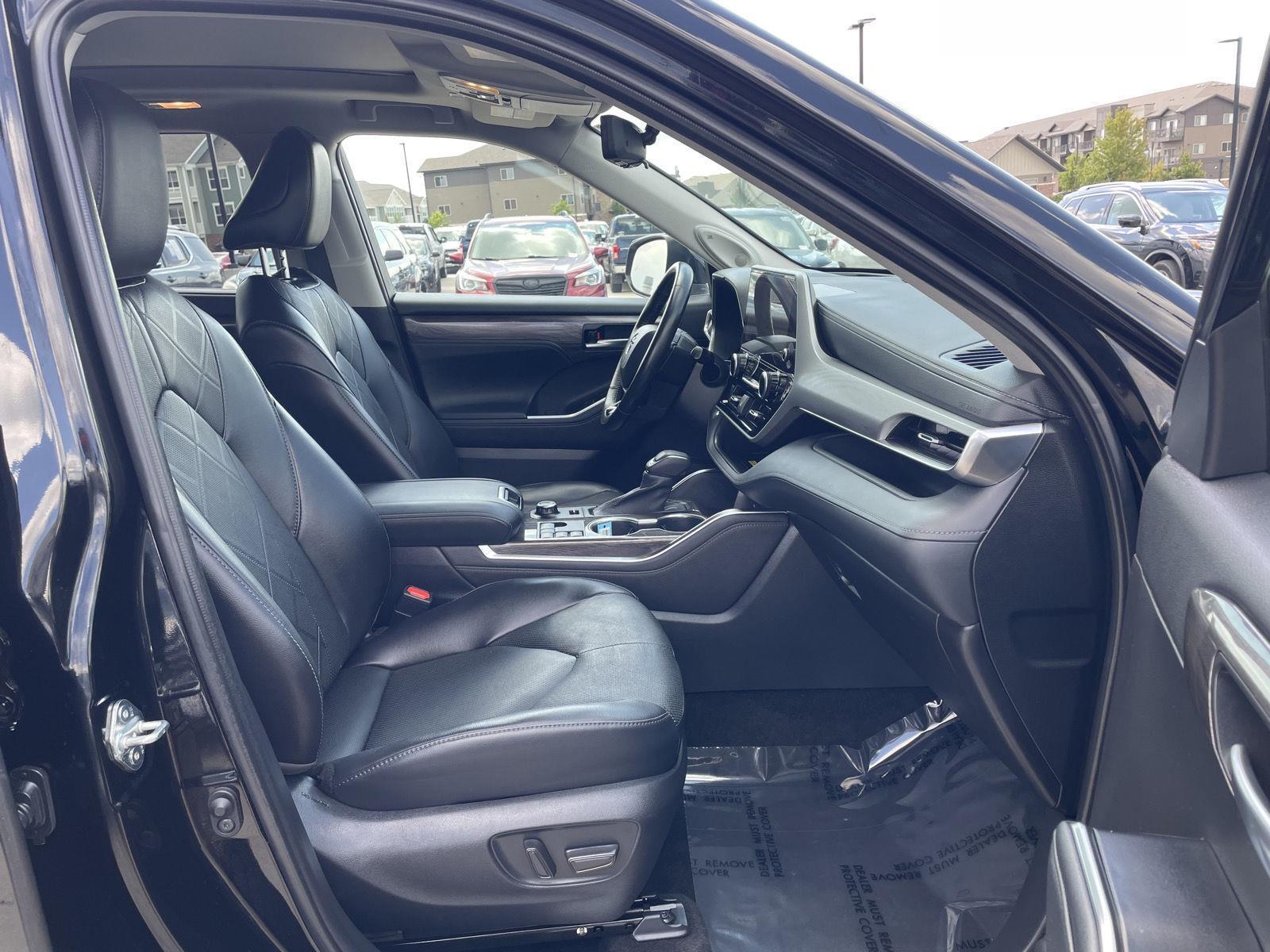 Pre-Owned 2023 Toyota Highlander for sale in Lincoln NE