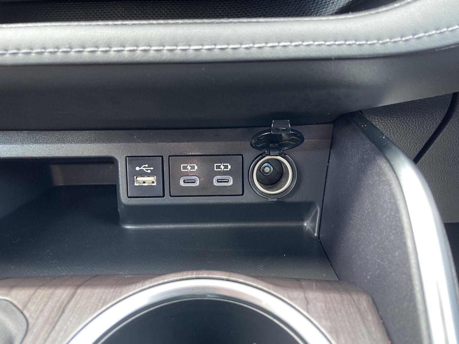 Pre-Owned 2023 Toyota Highlander for sale in Lincoln NE
