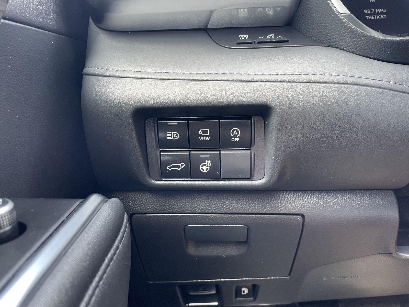 Pre-Owned 2023 Toyota Highlander for sale in Lincoln NE